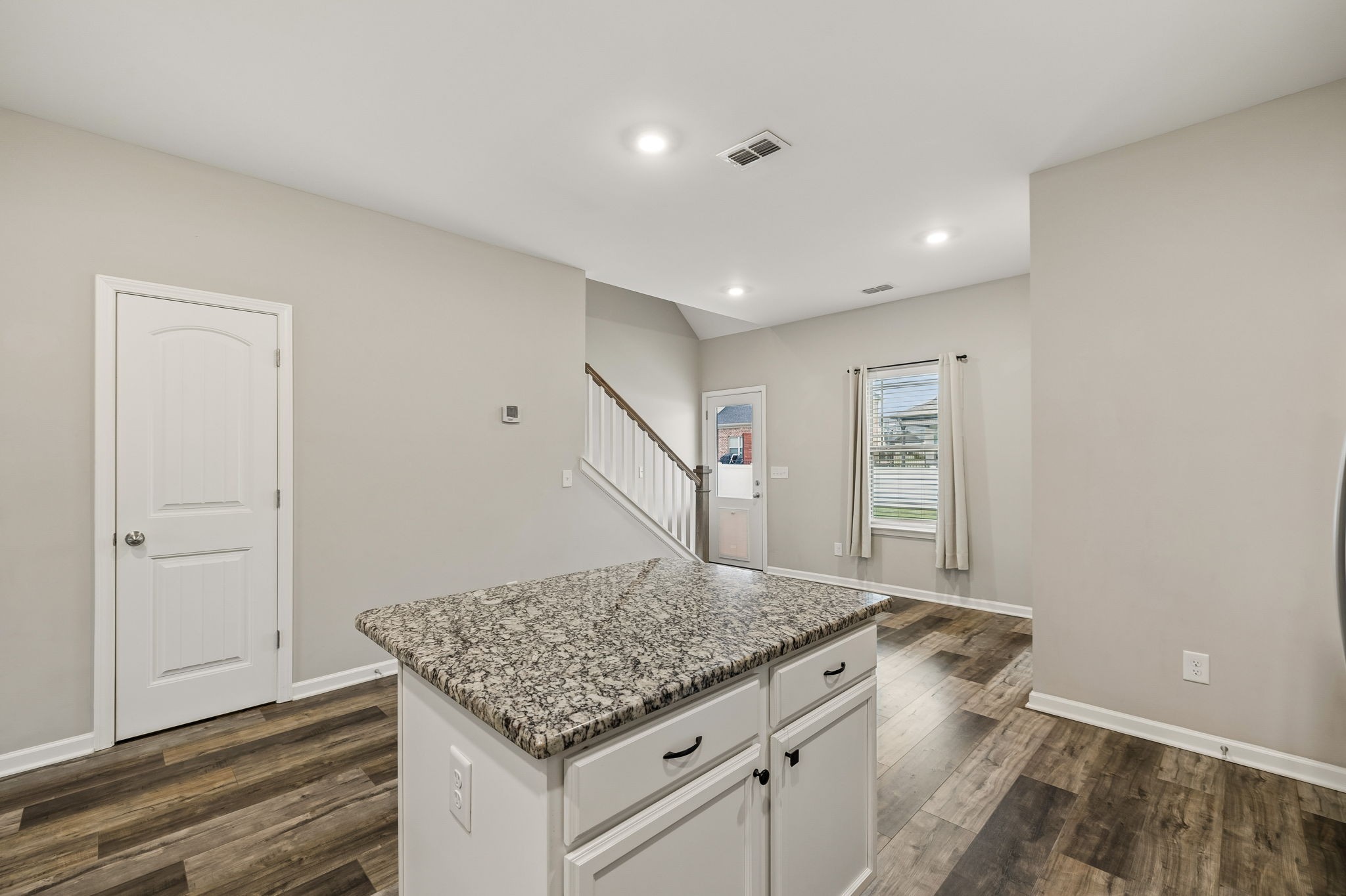 606 Golden Eagle Ct Property Photo 19