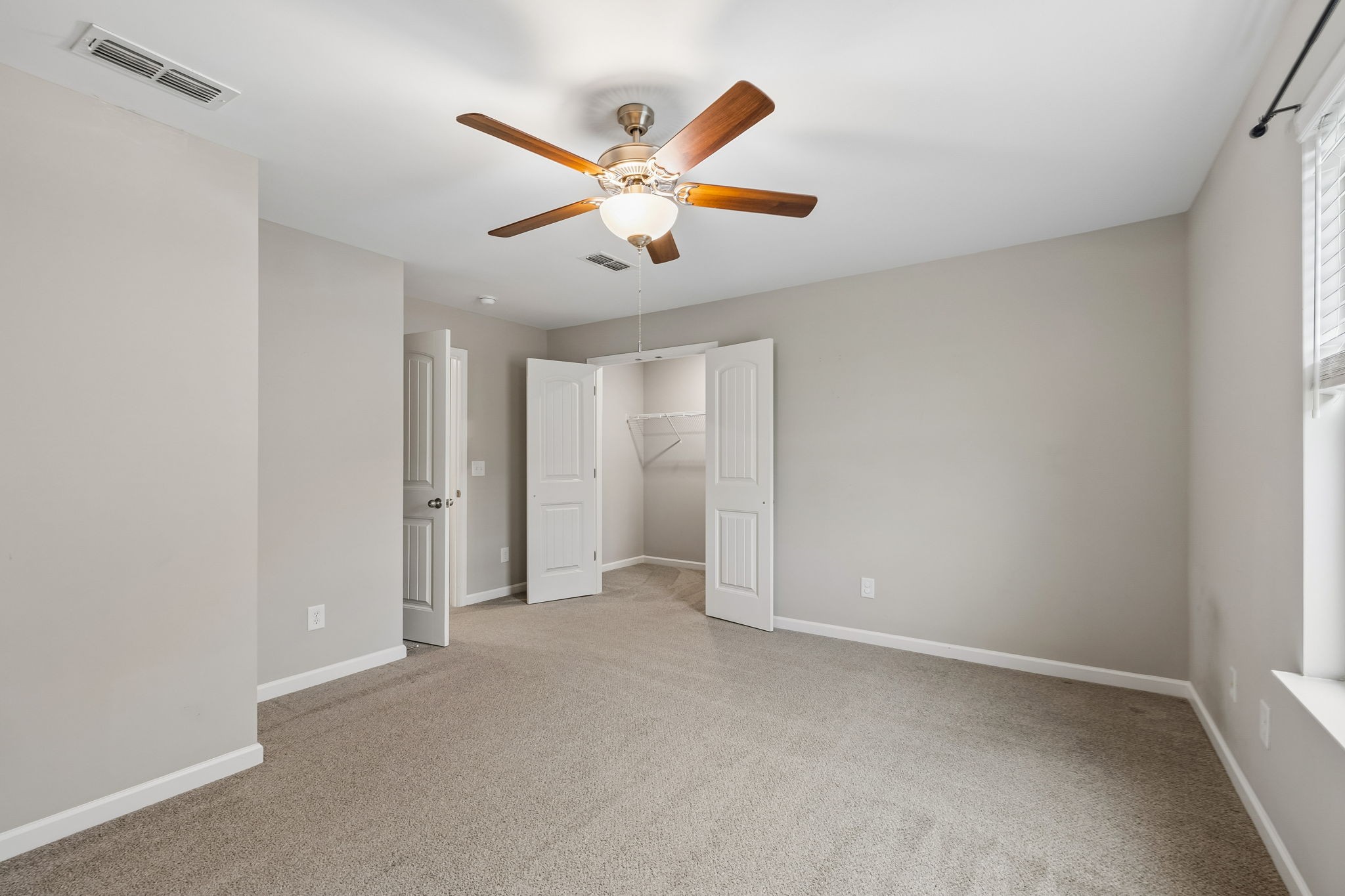 606 Golden Eagle Ct Property Photo 48