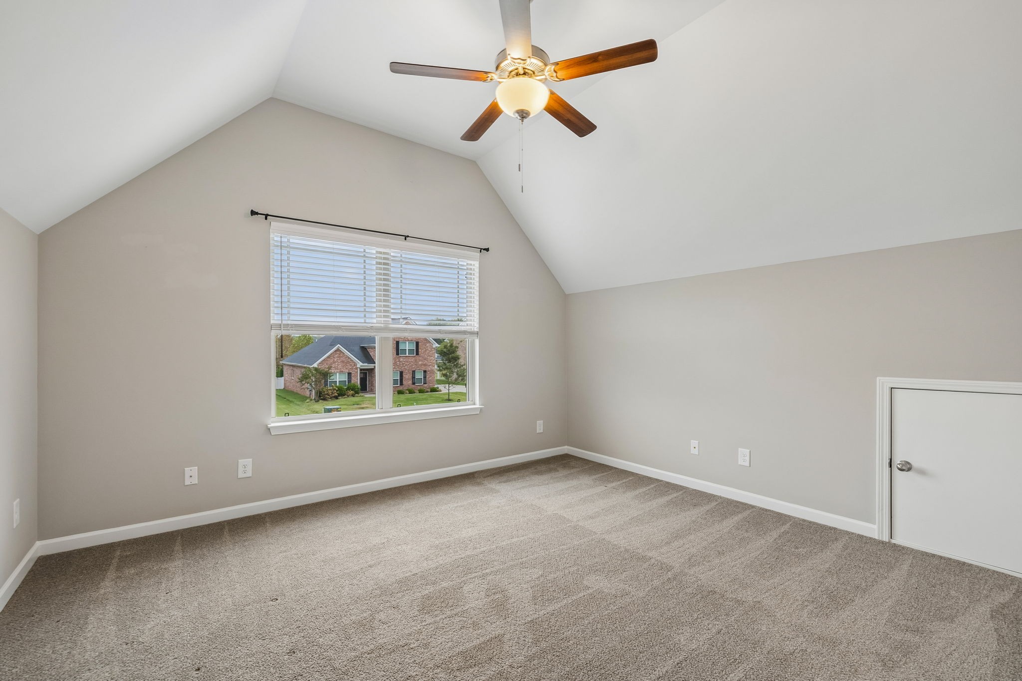 606 Golden Eagle Ct Property Photo 53