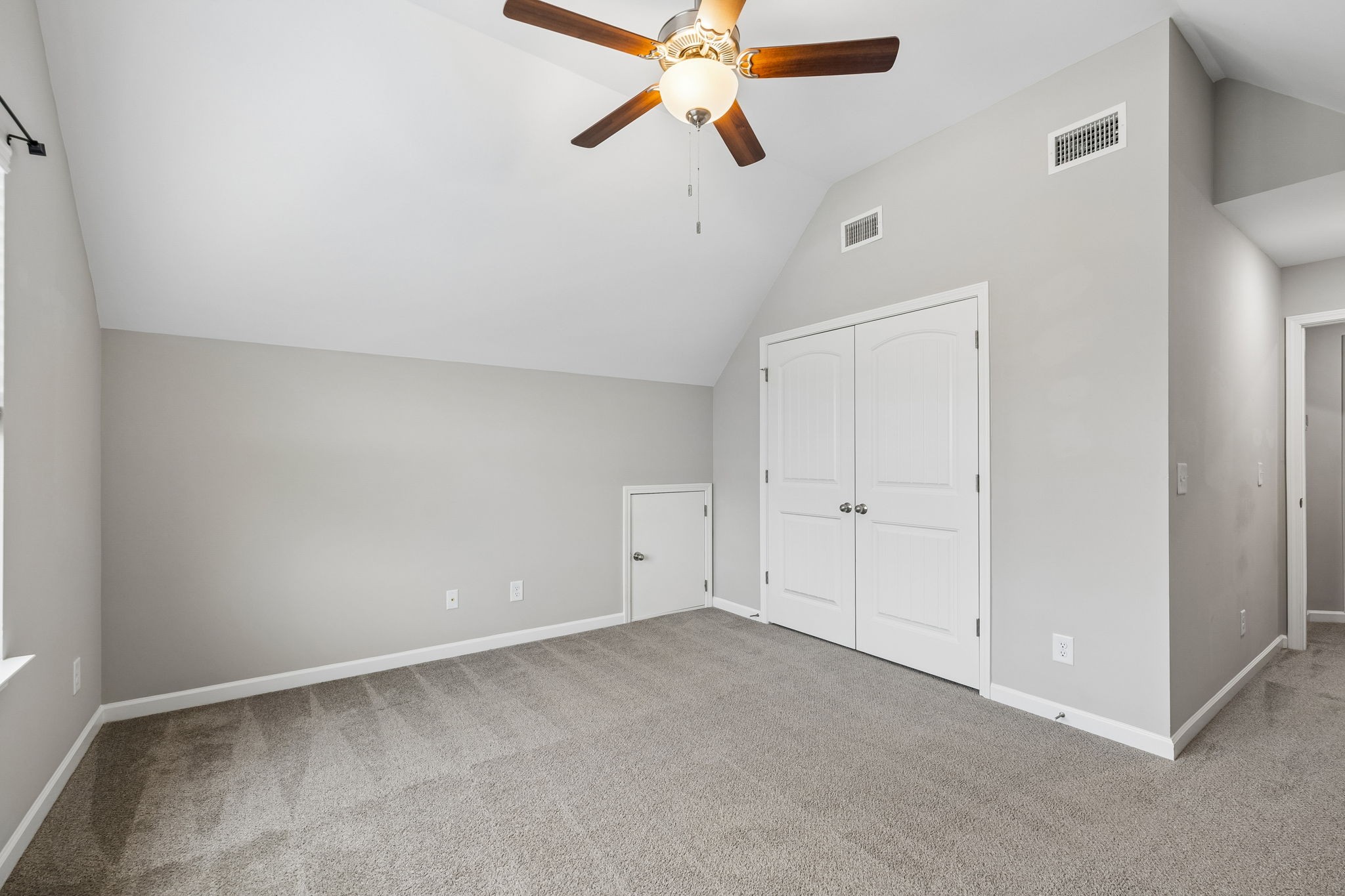606 Golden Eagle Ct Property Photo 58