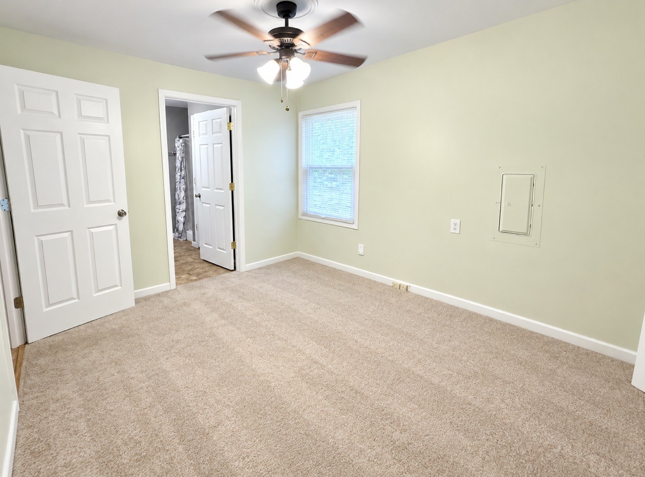 114 Hillcrest Dr Property Photo 15