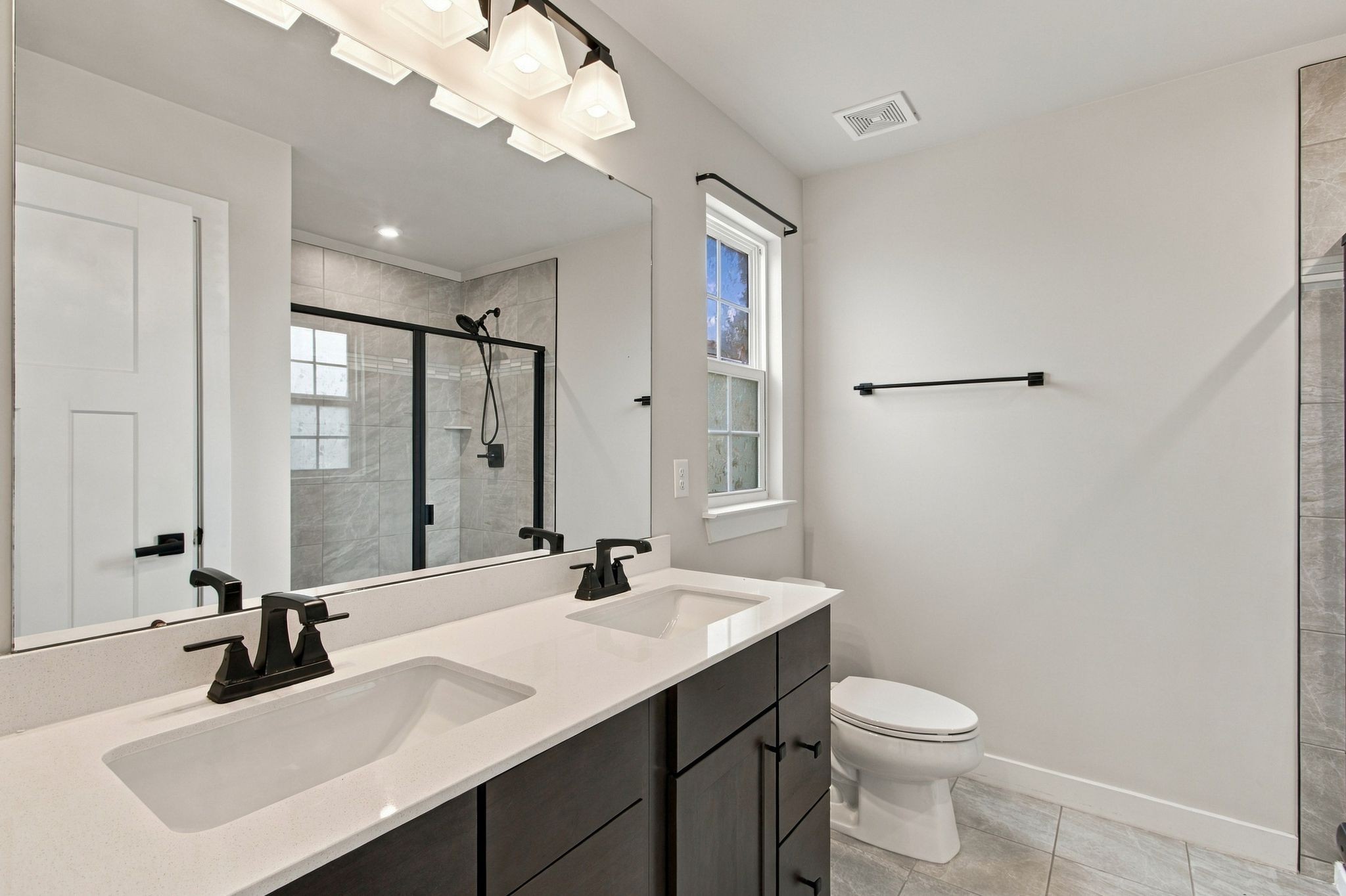 304 Finnegan Ct Property Photo 20