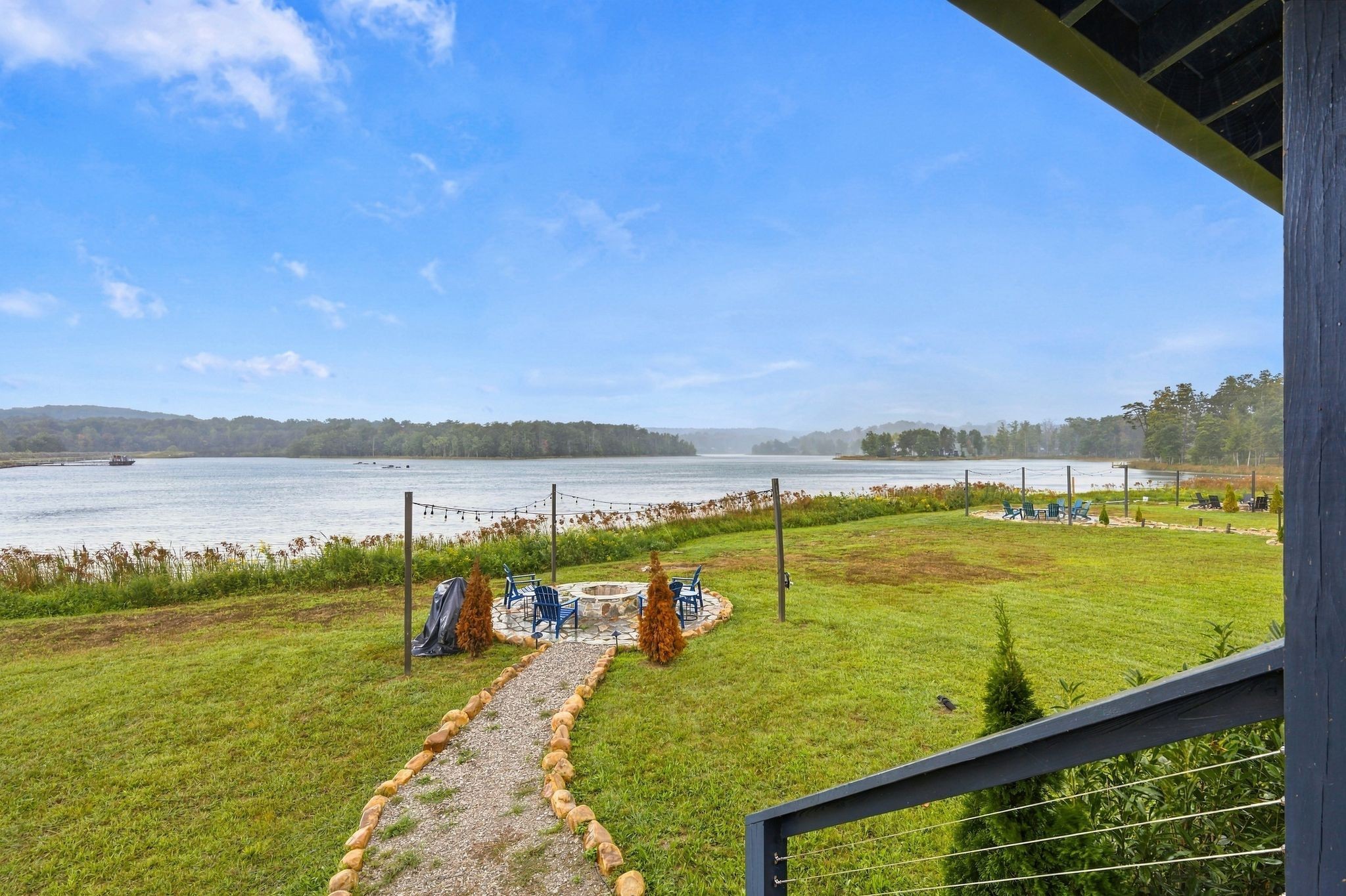113 Shoreside Ct Property Photo 1