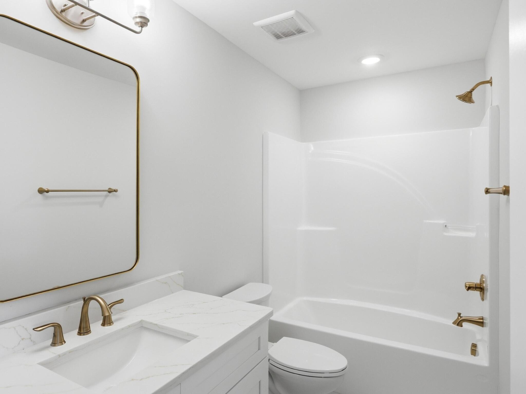 1019 Rosedew Way Property Photo 16