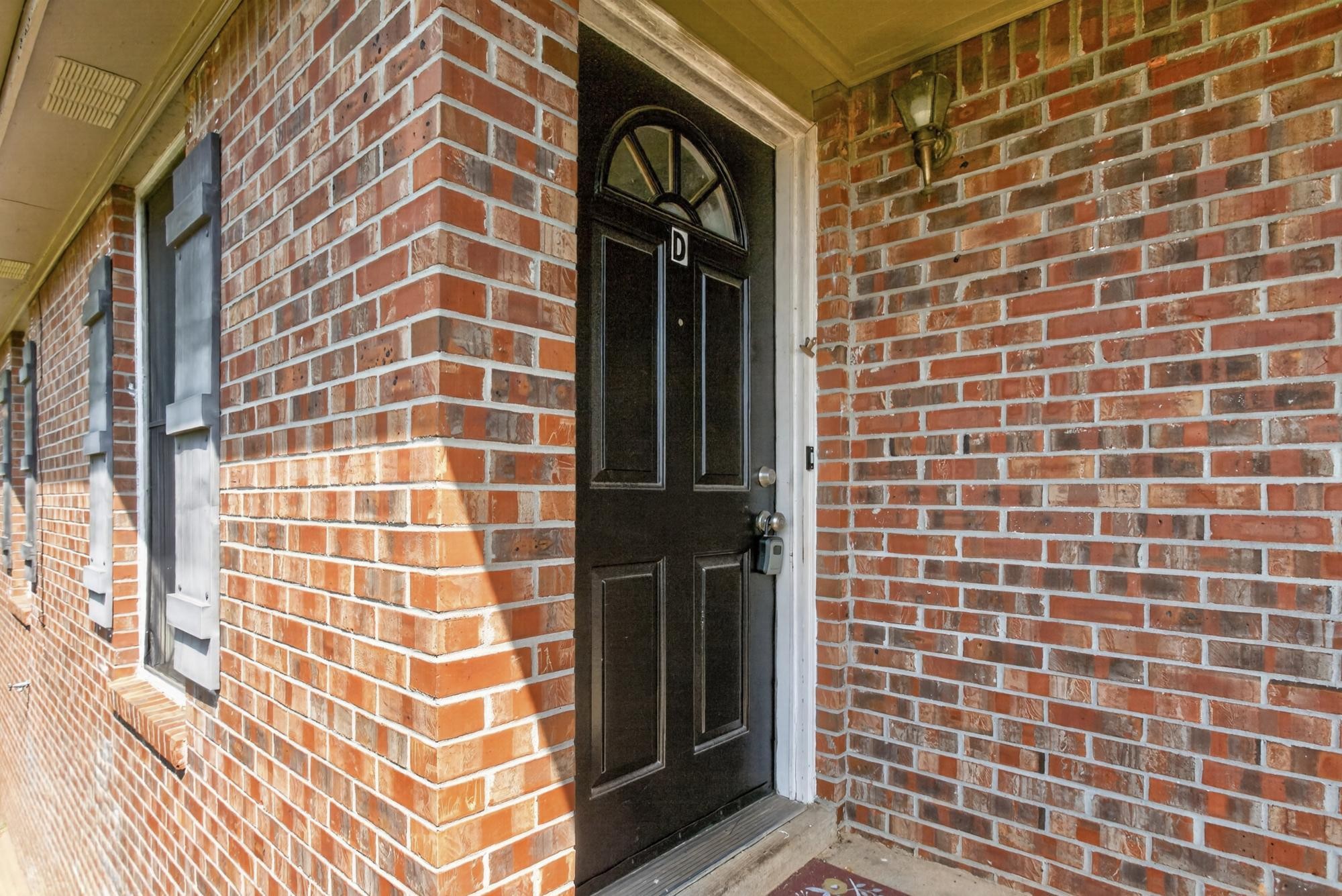 1681 Baltimore Dr Property Photo 6