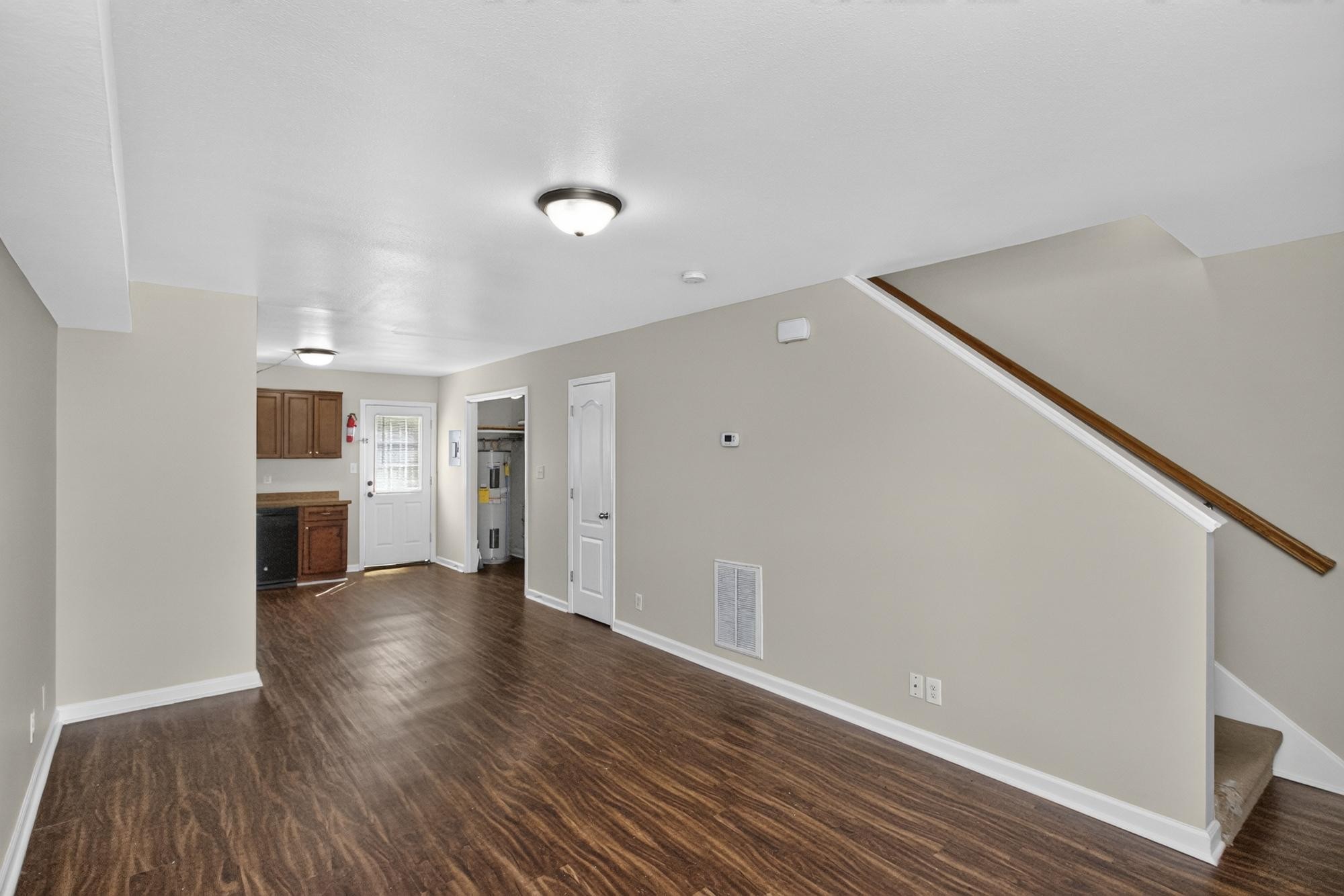 792 Cherrybark Ln Property Photo 6