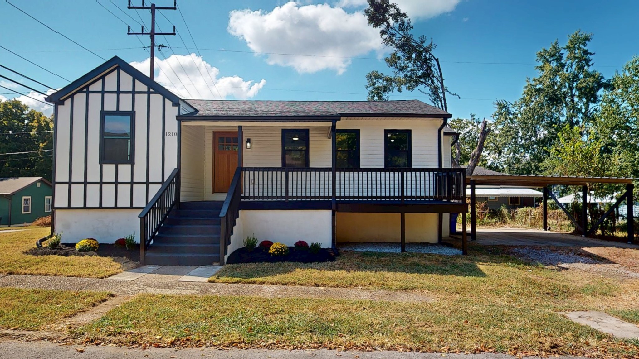 1210 Debow St Property Photo 1