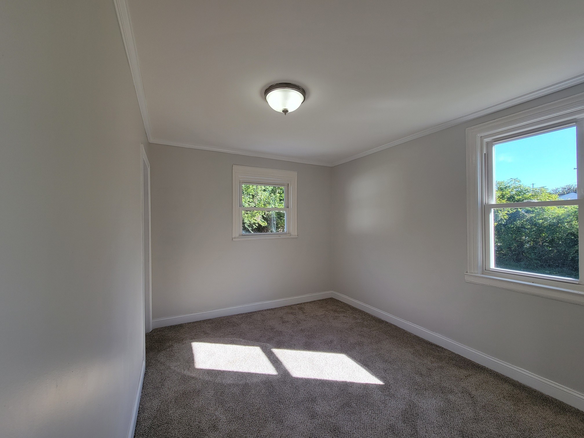 241 Aurora Ave Property Photo 13