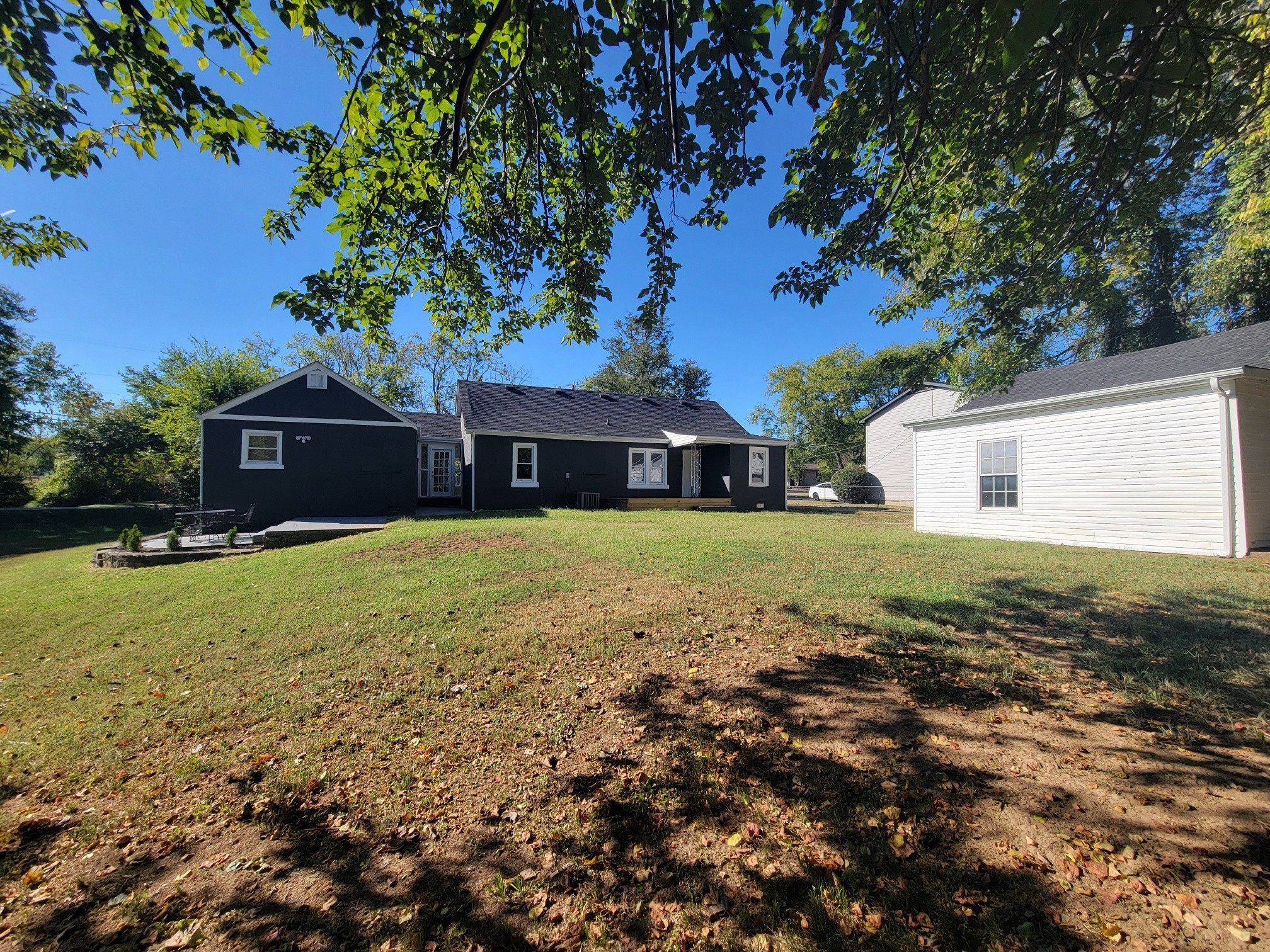 241 Aurora Ave Property Photo 18