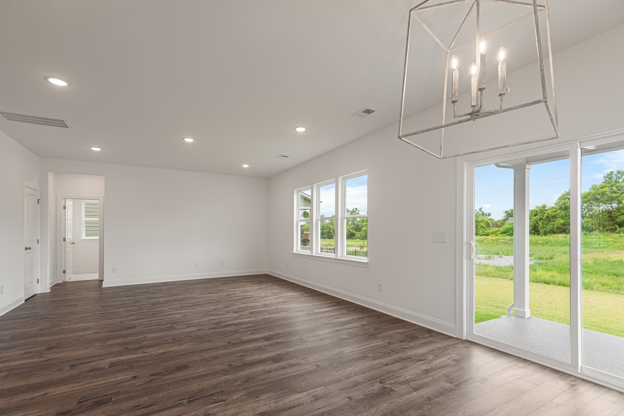 1104 Riverview Run Property Photo 14