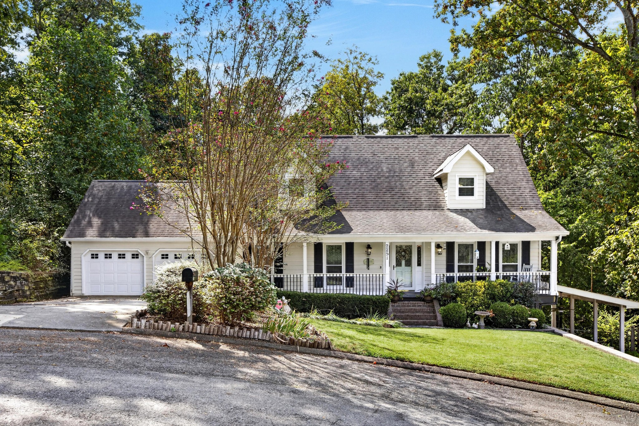 2251 Laurel Hills Drive, NW Property Photo 1