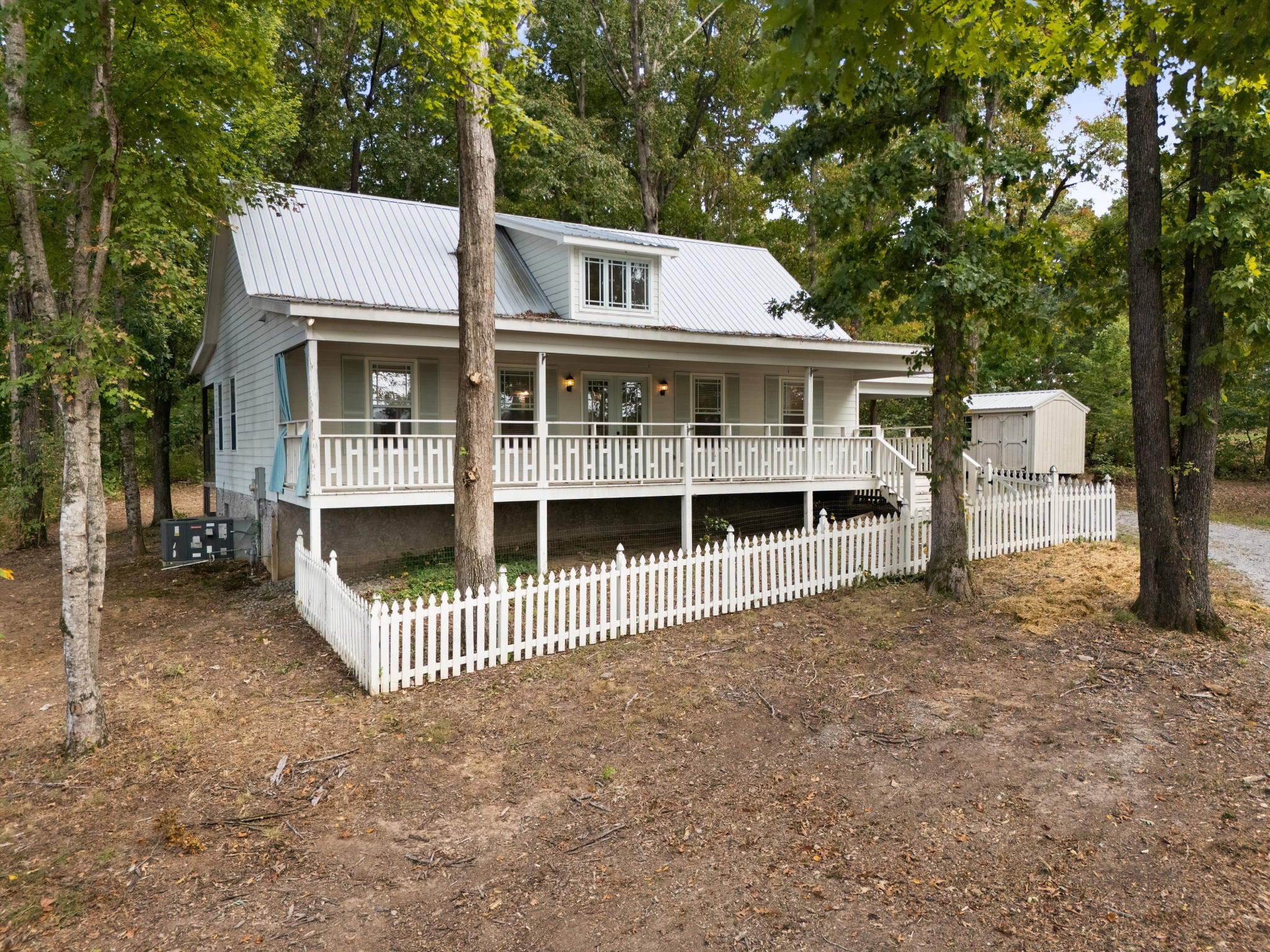 423 Eastside Rd Property Photo 32
