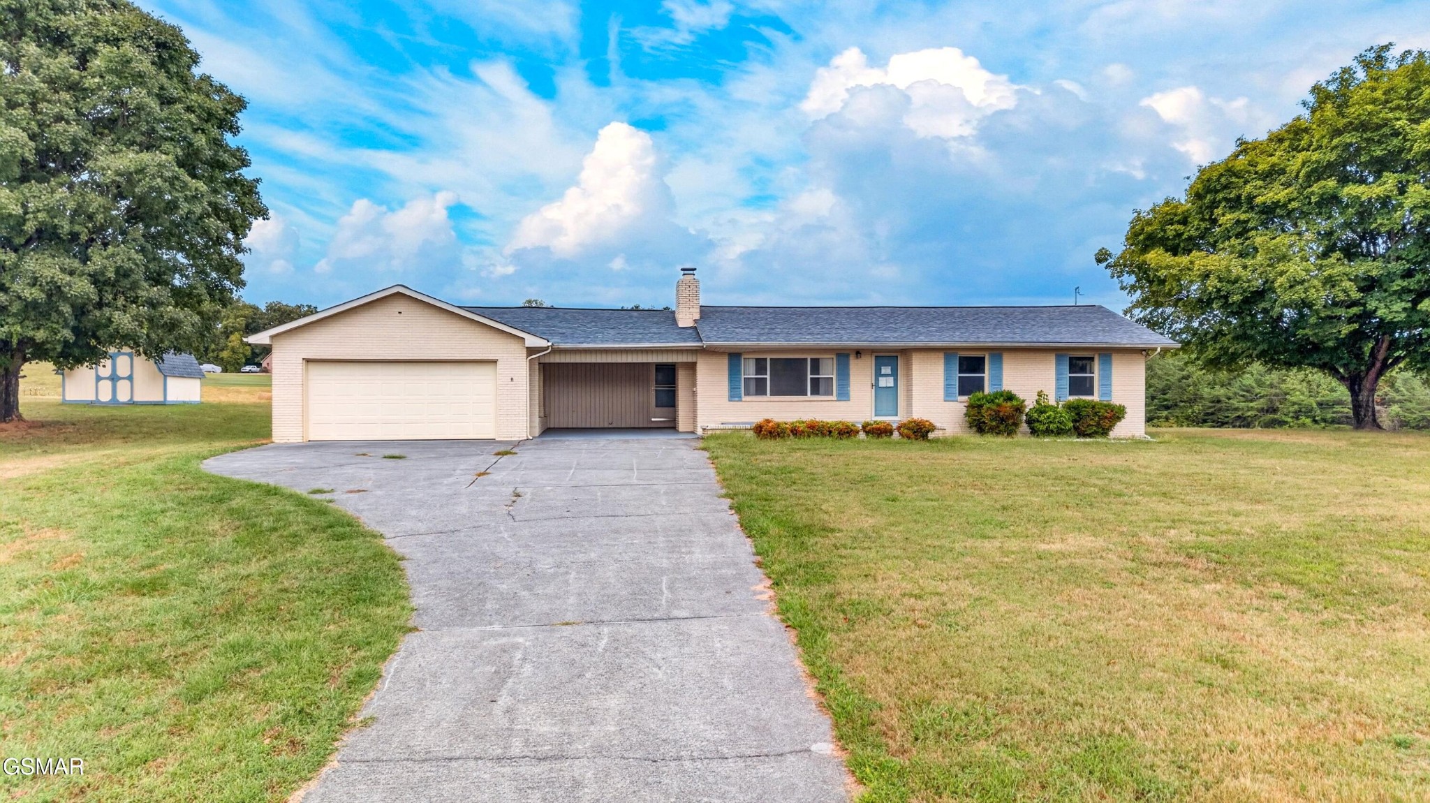 13700 Lakeshore Drive Property Photo 1