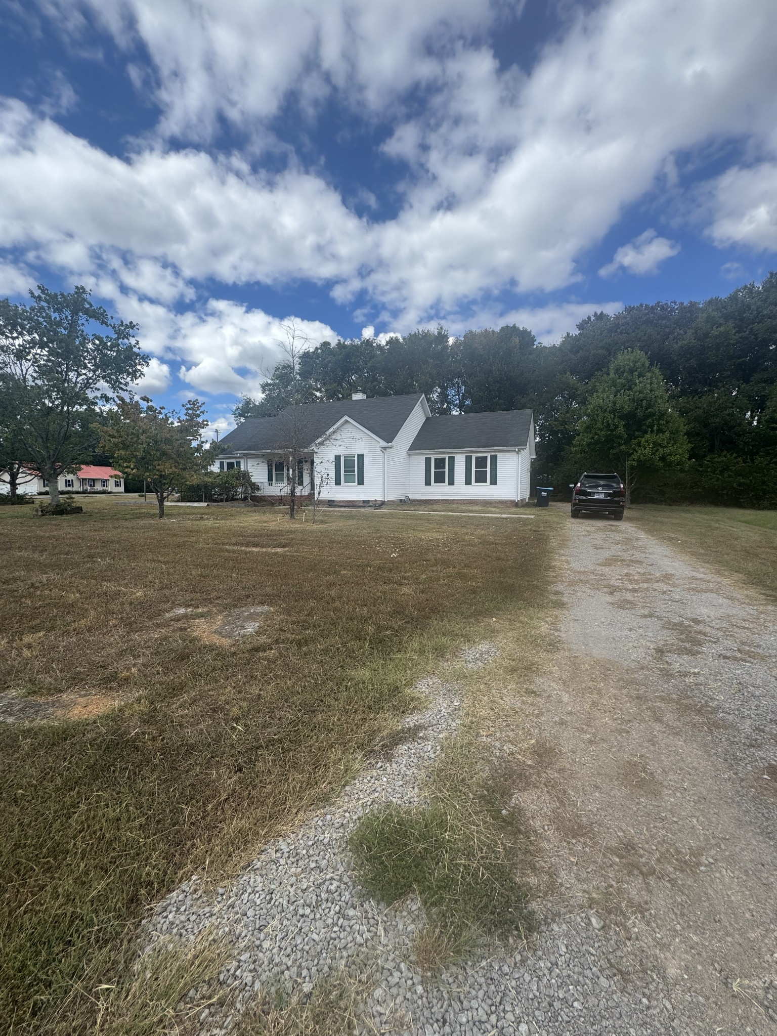 724 Hogan Dr Property Photo 4