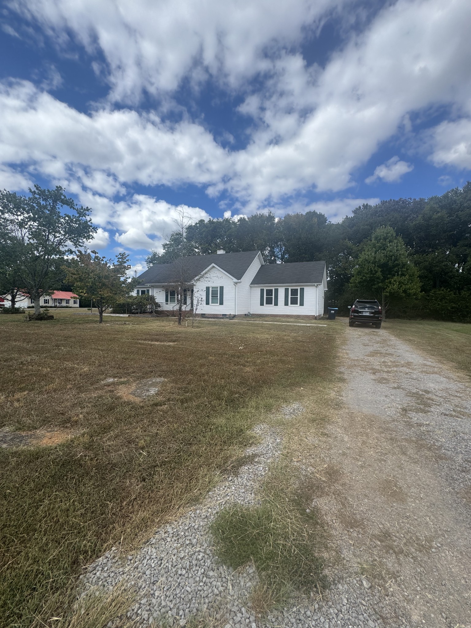 724 Hogan Dr Property Photo 5