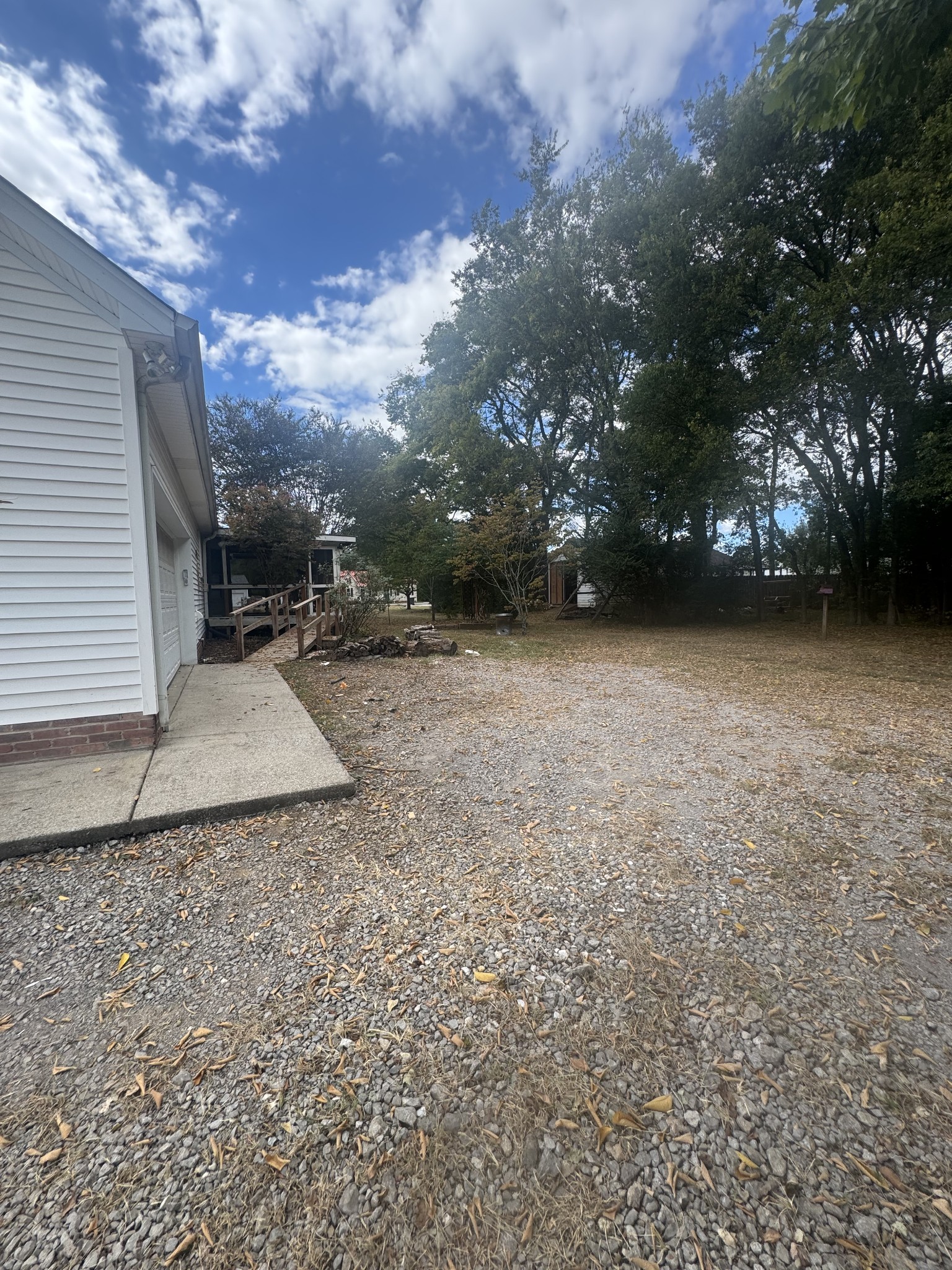 724 Hogan Dr Property Photo 10