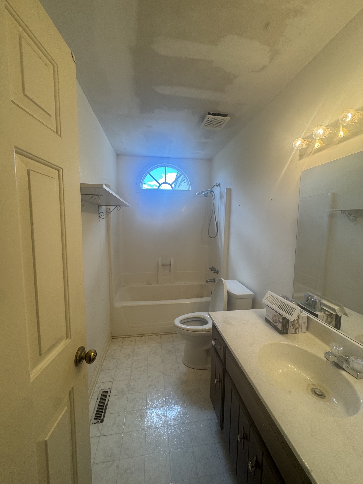 724 Hogan Dr Property Photo 26