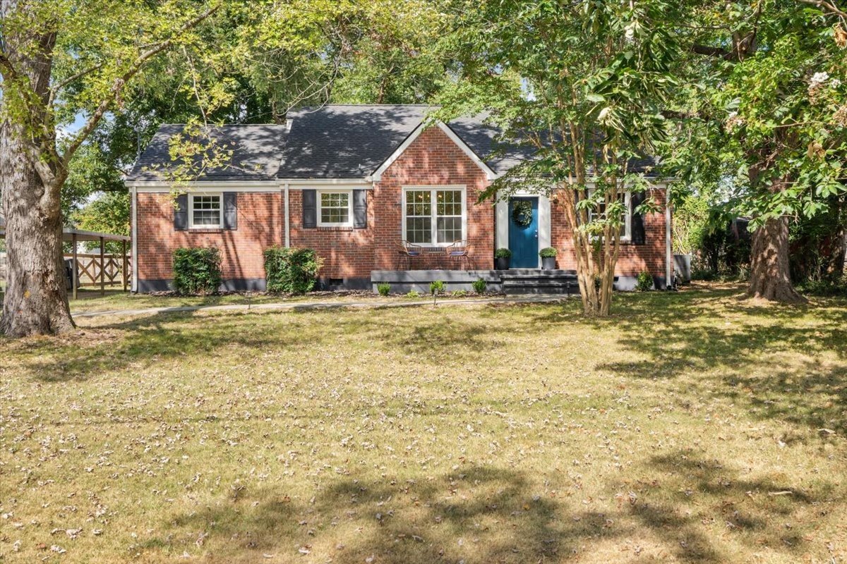 2505 Sheridan Rd Property Photo 1