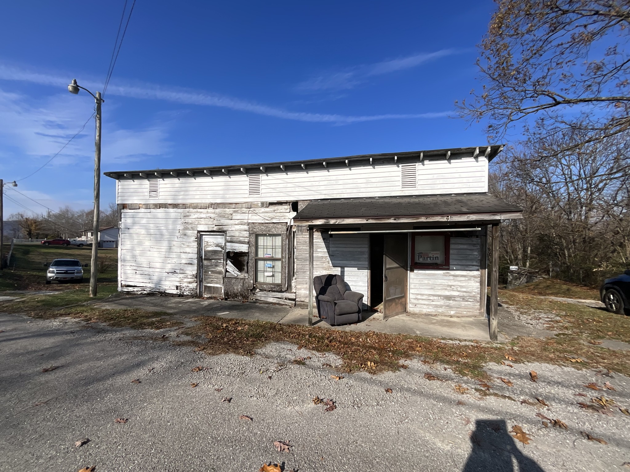 341 Davenport Rd Property Photo 1