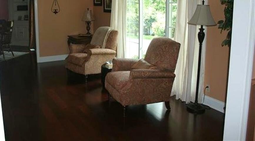 204 Cambridge PL Property Photo 1