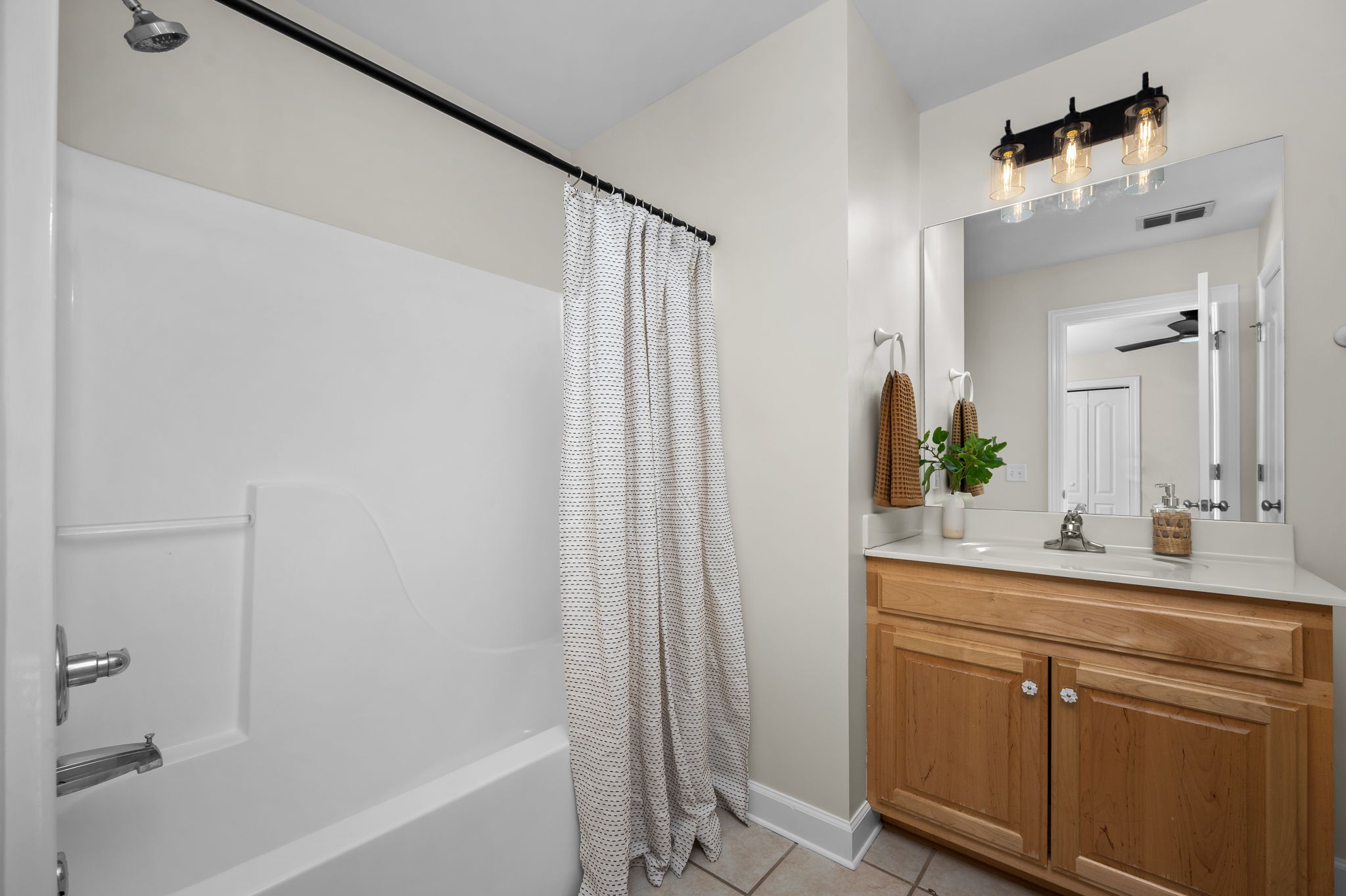 5427 Saint Ives Dr Property Photo 42