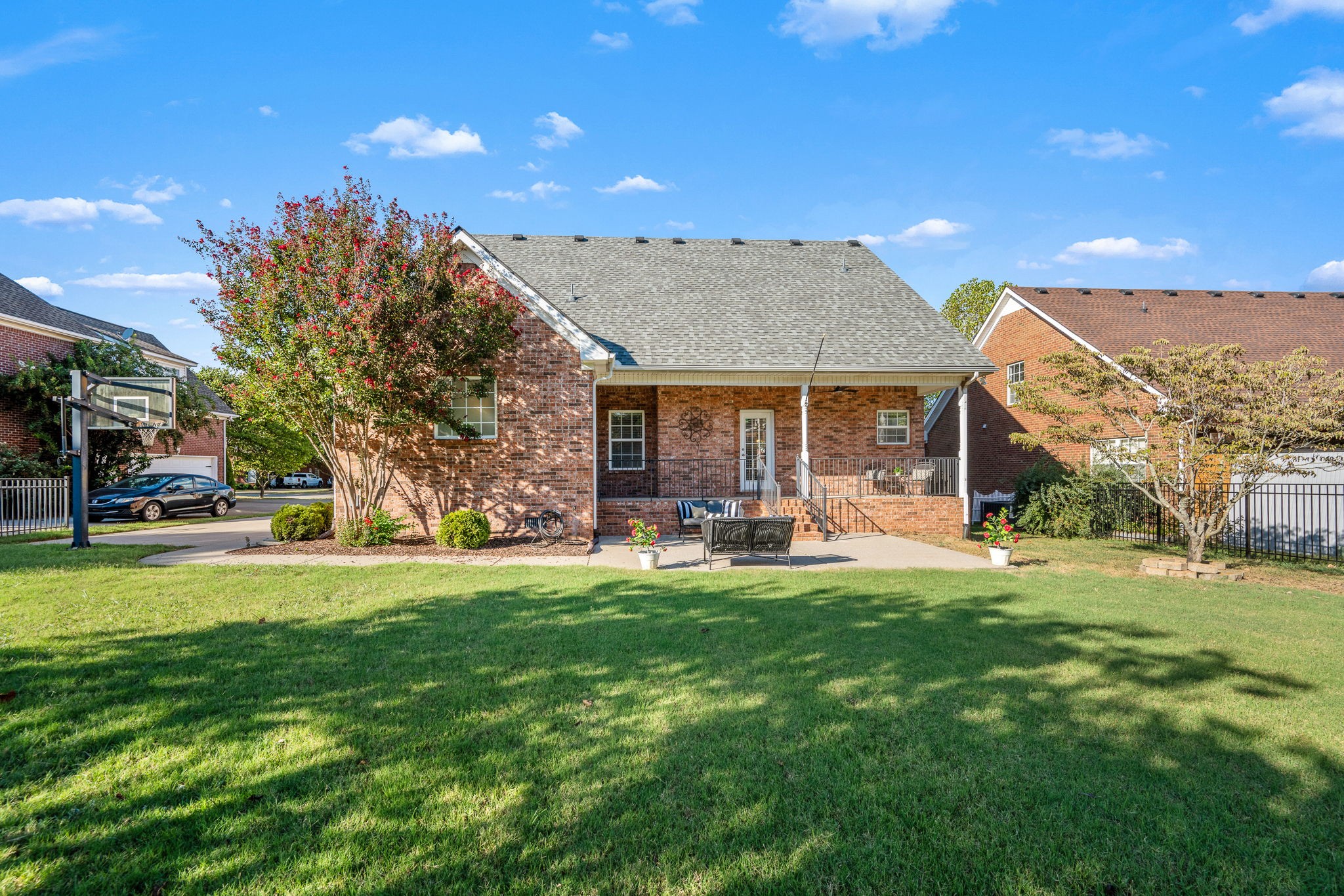 5427 Saint Ives Dr Property Photo 49