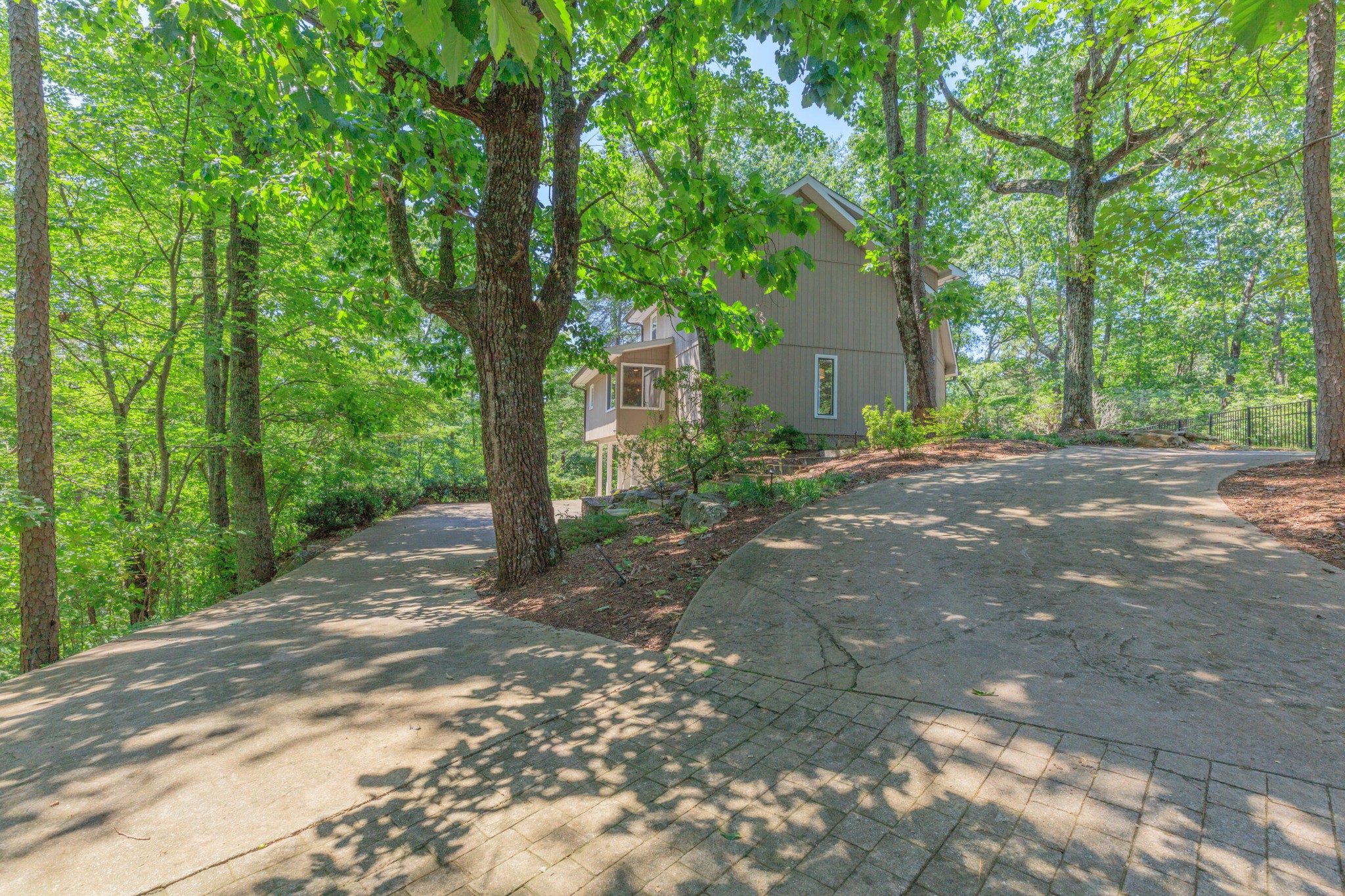 1558 Powder Springs Circle Property Photo 9