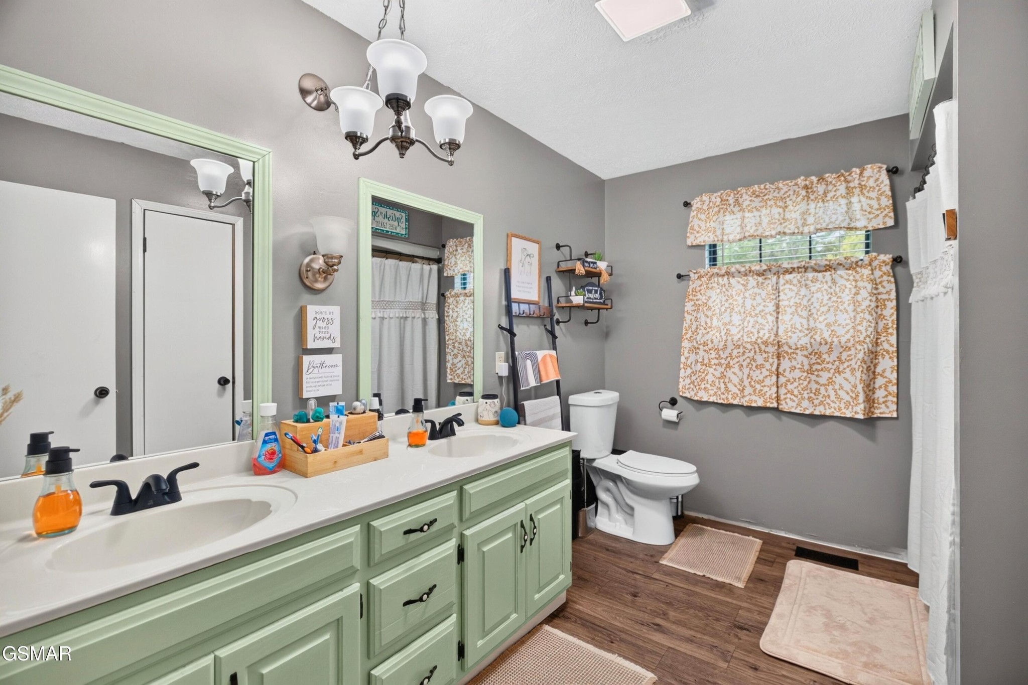 155 Paradise Valley Property Photo 19