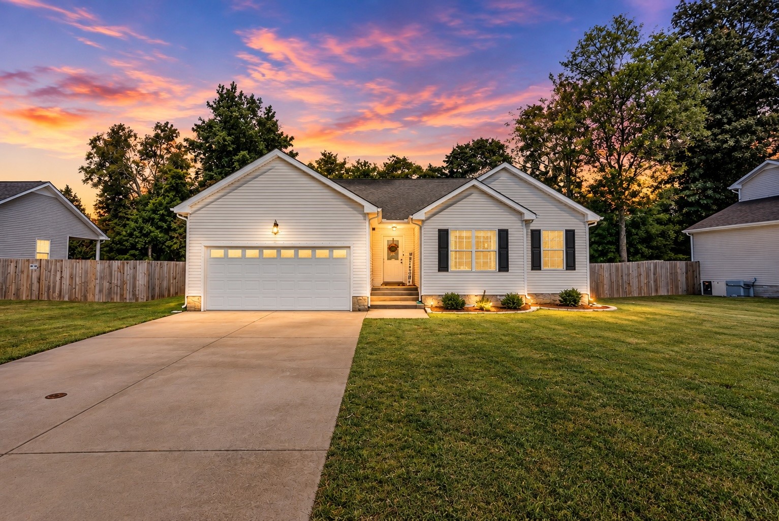 1395 Scrub Oak Dr Property Photo 1