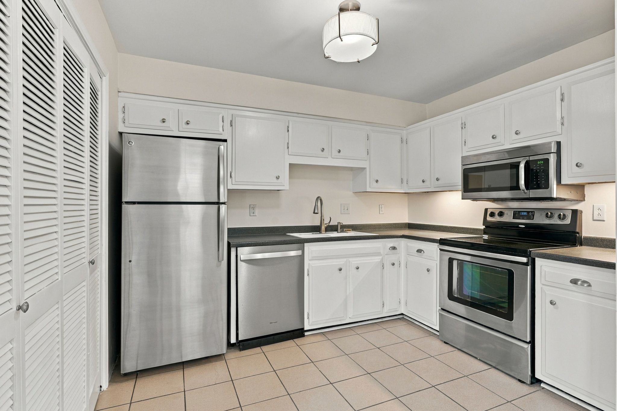 1011 Murfreesboro Rd Property Photo 11