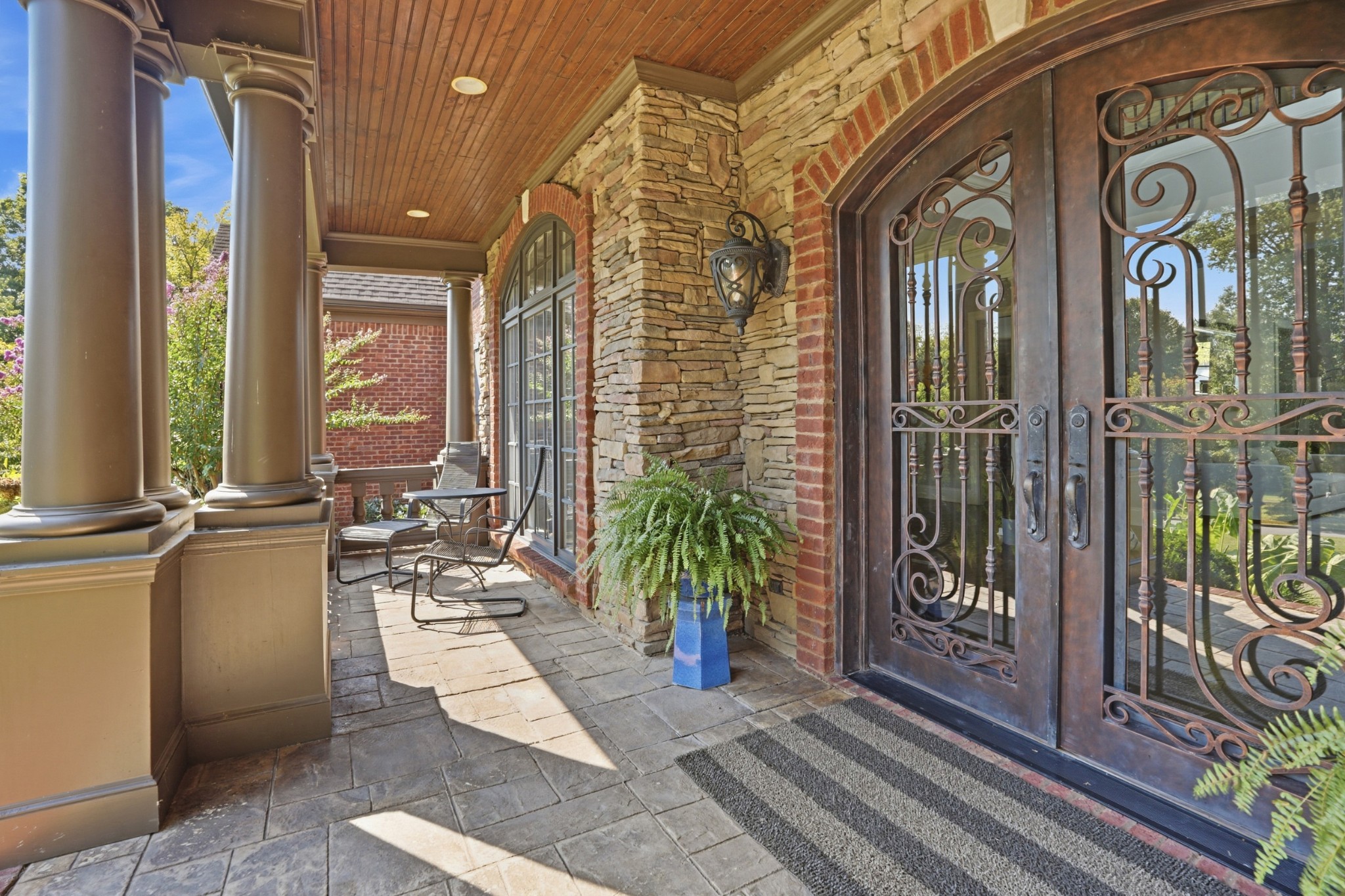 9649 Magnolia Ridge Way Property Photo 6