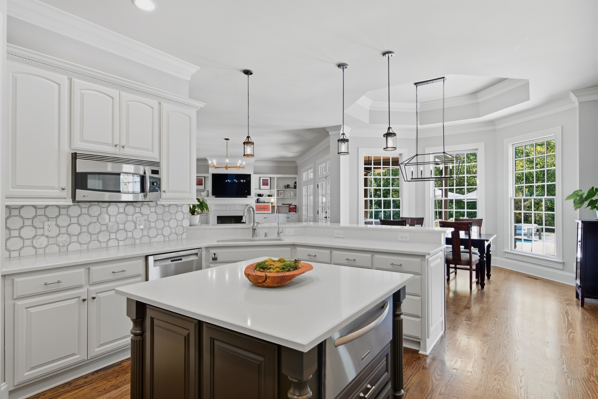 9649 Magnolia Ridge Way Property Photo 13
