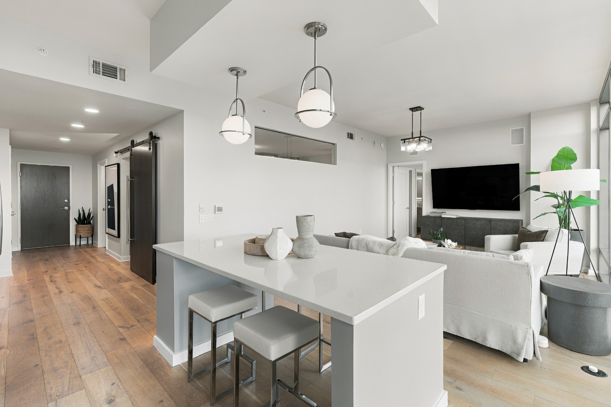 1212 Laurel St Property Photo 17
