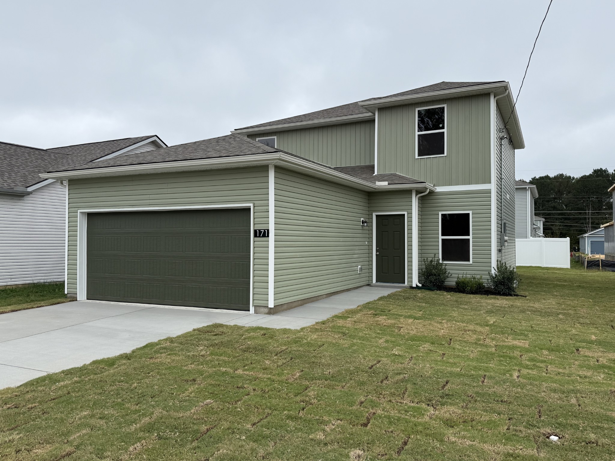 171 Stonehenge Circle Property Photo 1