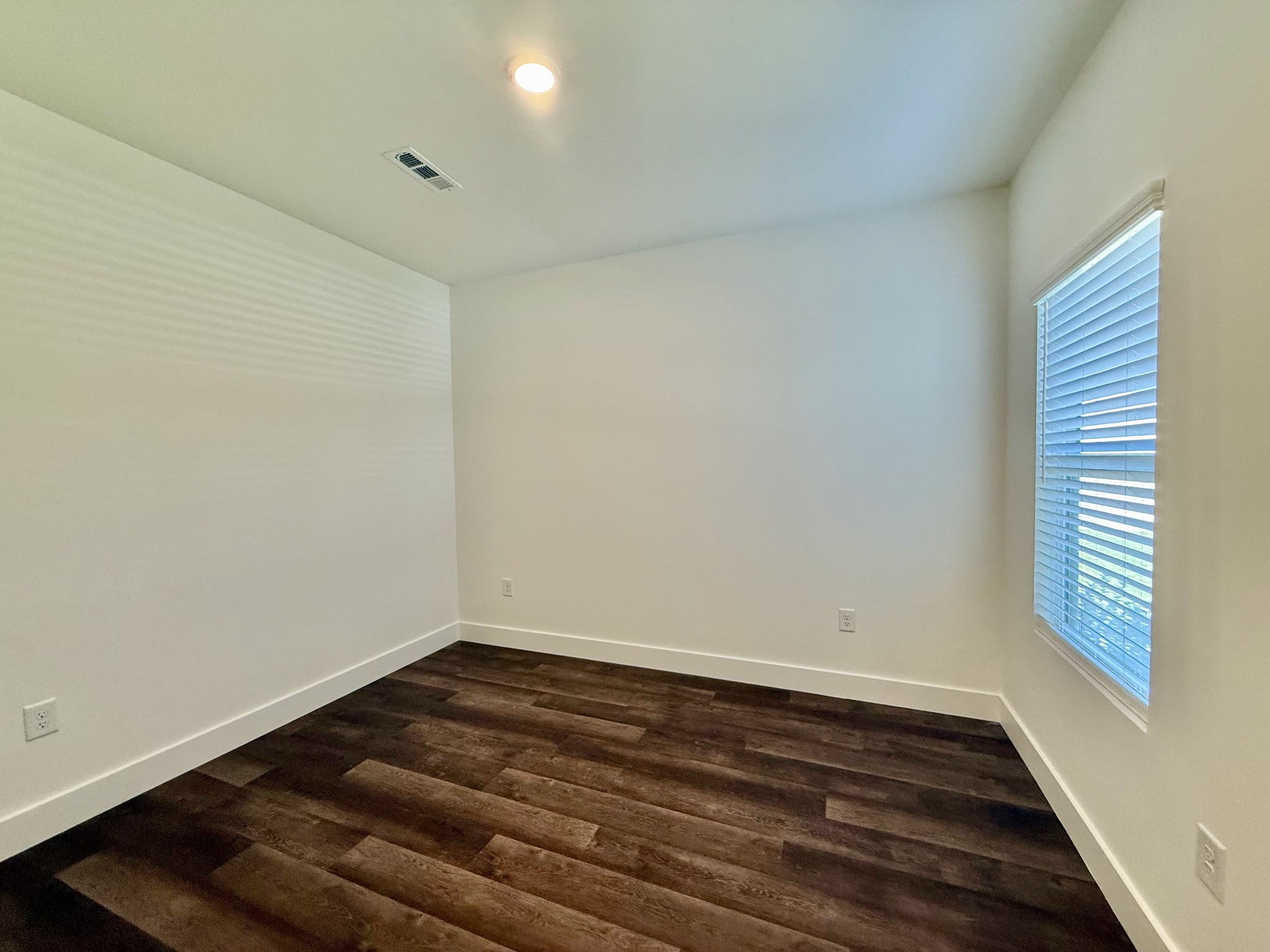 171 Stonehenge Circle Property Photo 3