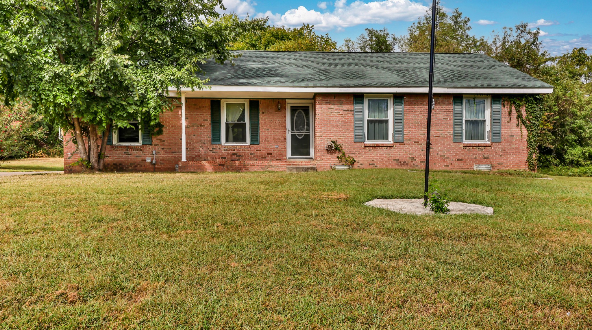 3434 Melrose Dr Property Photo 1