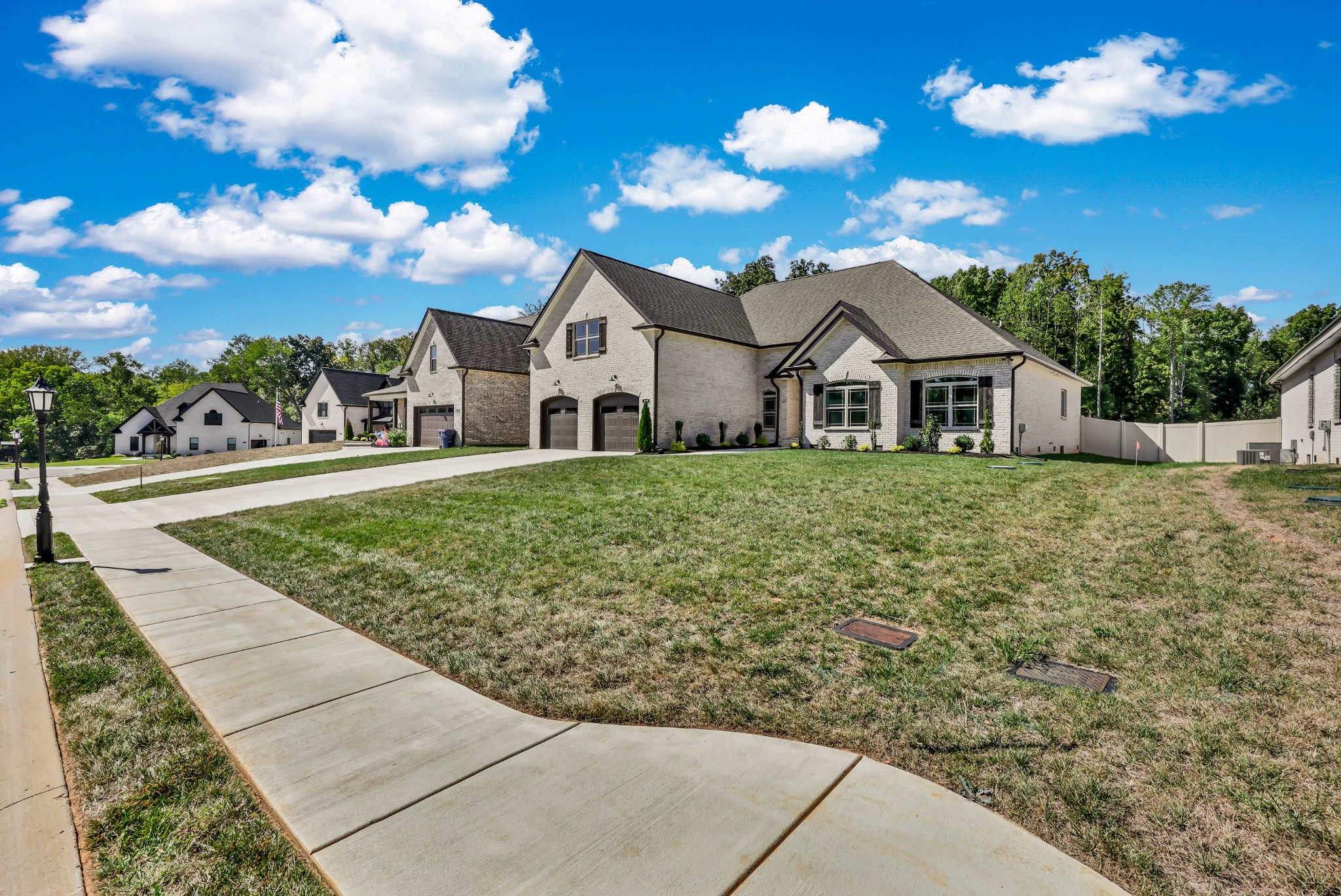 390 Young Ln Property Photo 4