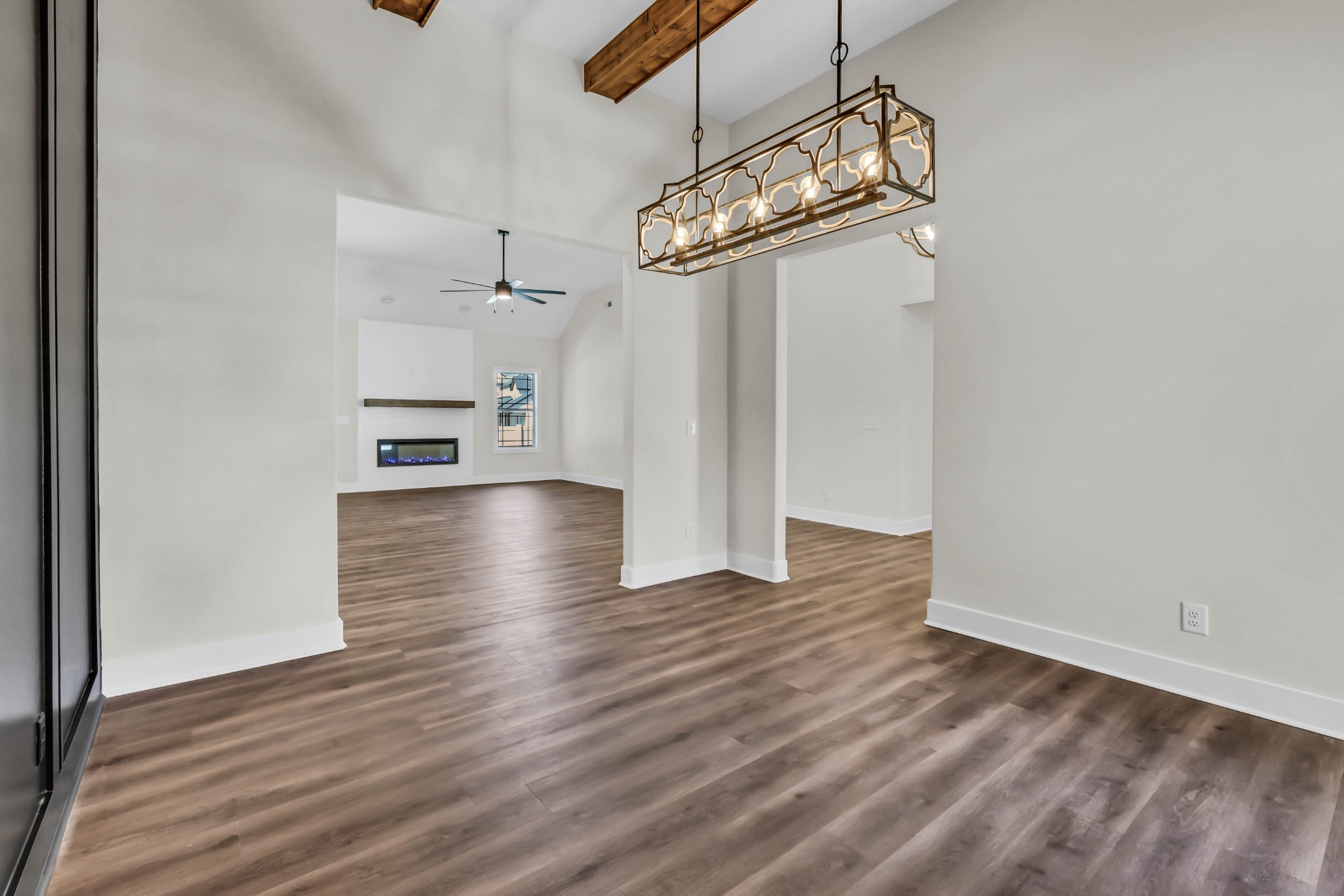 390 Young Ln Property Photo 12