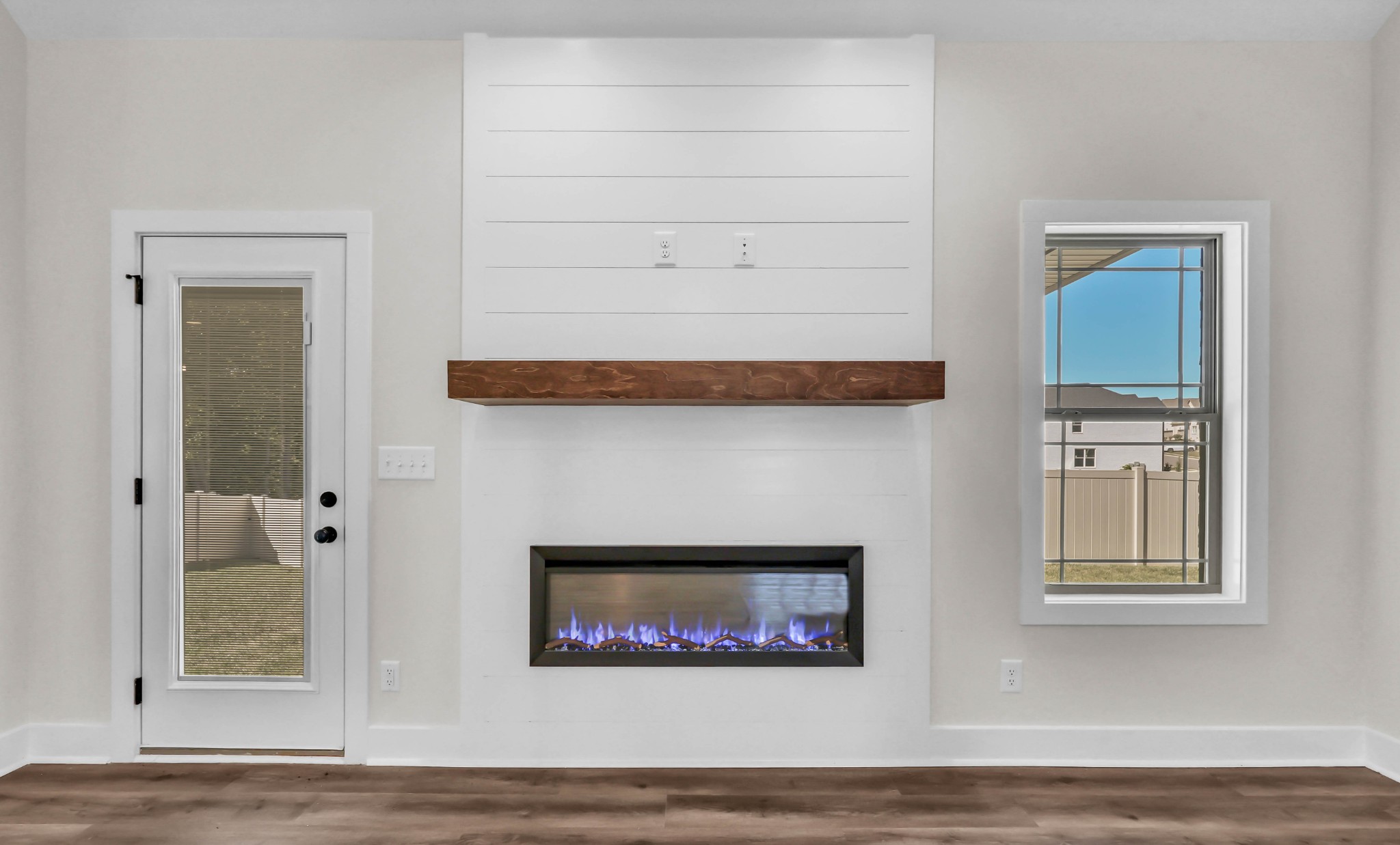 390 Young Ln Property Photo 16