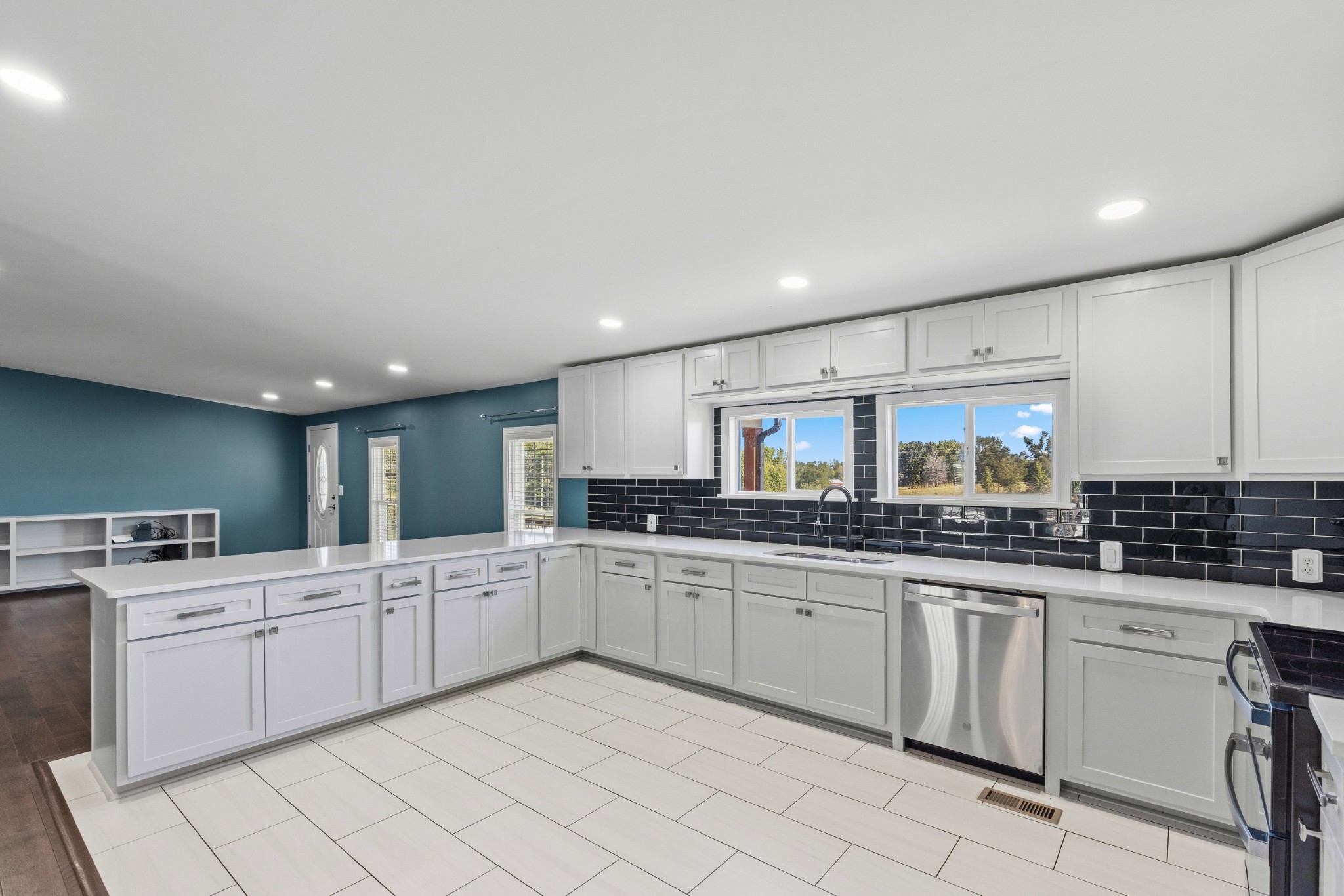 284 Paul Thompson Rd Property Photo 15