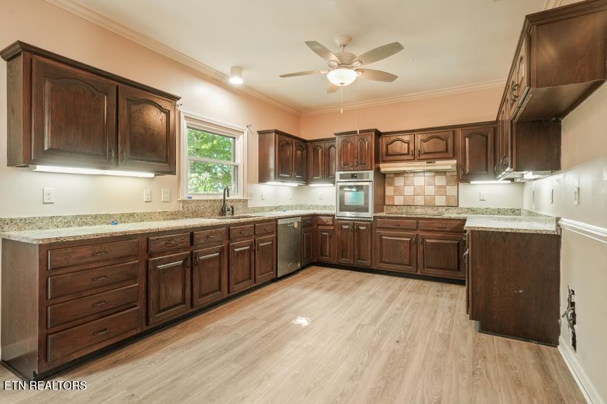 1210 Briar Lea Property Photo 8