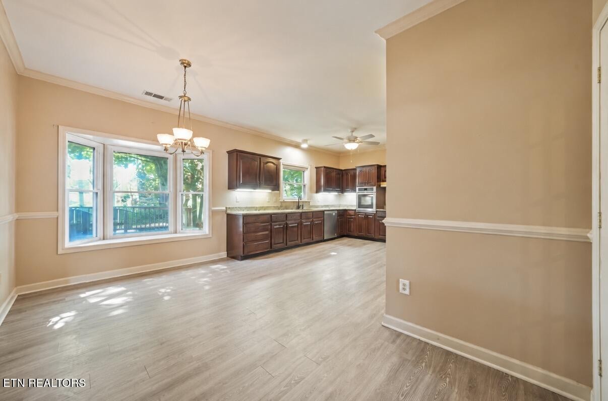 1210 Briar Lea Property Photo 10