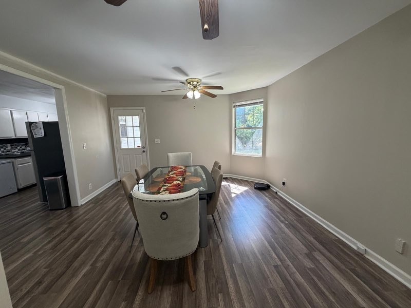111 N Hampton Ct Property Photo 15