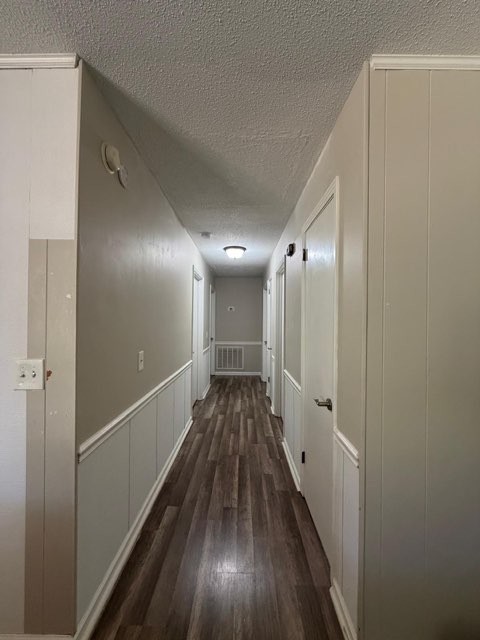 111 N Hampton Ct Property Photo 19