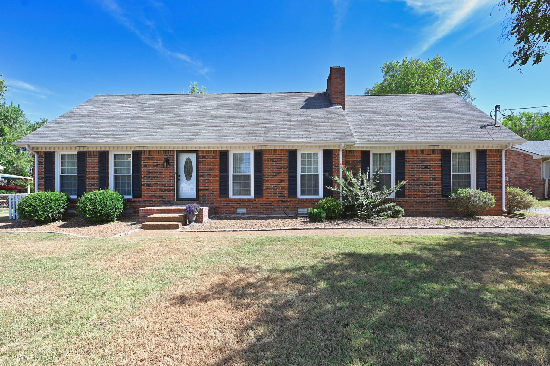 427 Walton Ferry Rd Property Photo 1