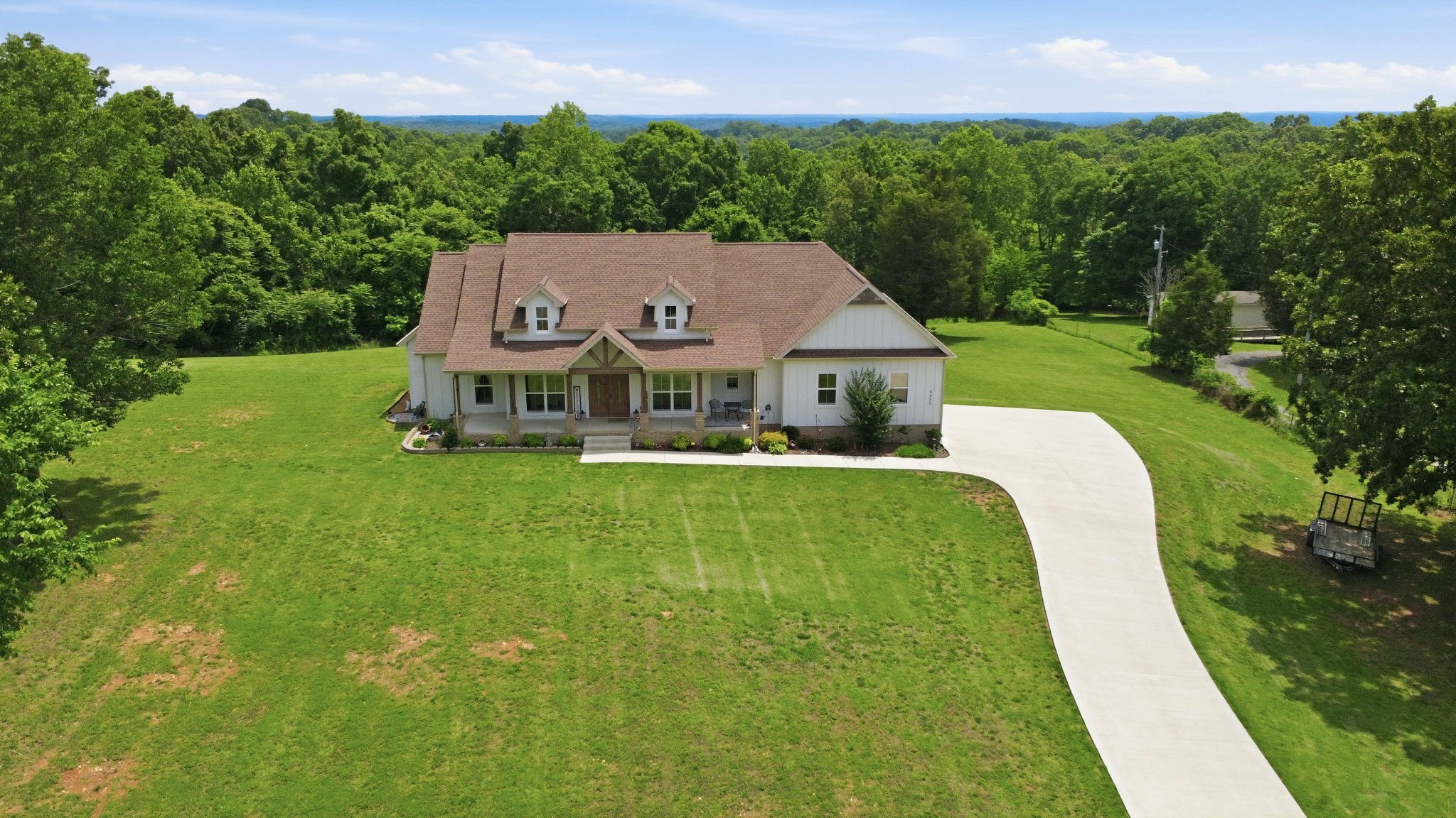 4455 Lylewood Rd Property Photo 1
