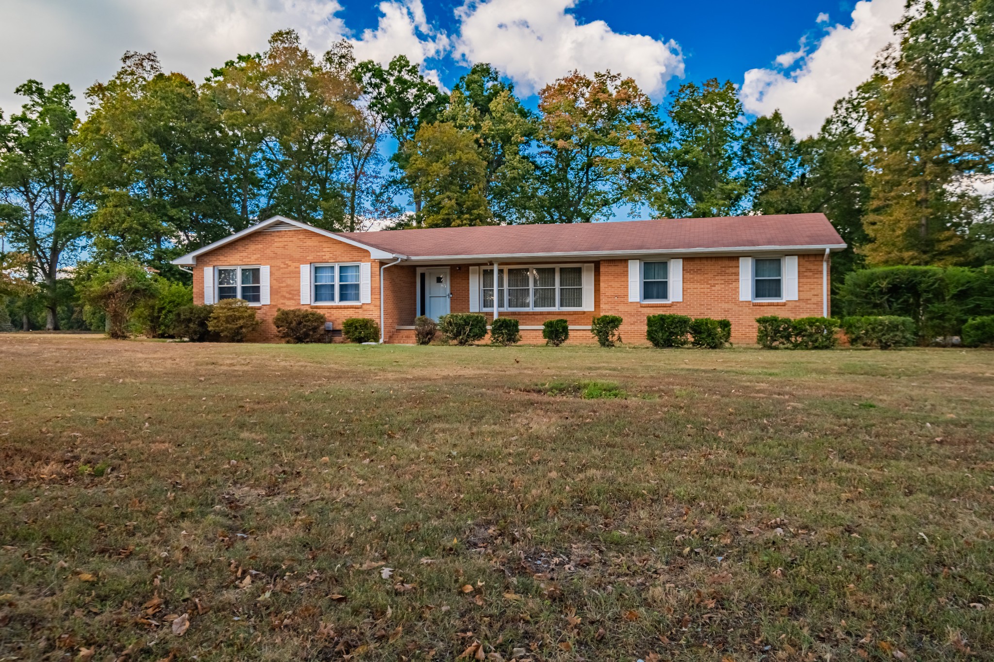 4762 Metro 41a Hwy Property Photo 1
