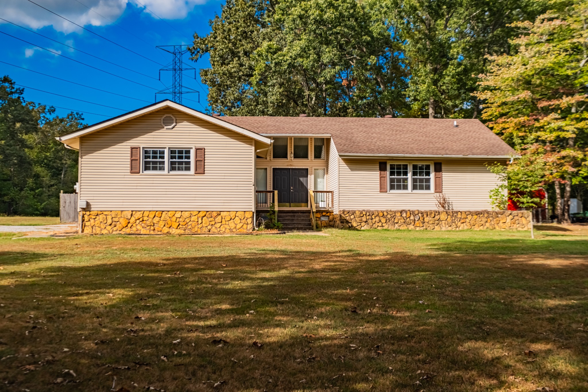 118 Autumn Ln Property Photo 1