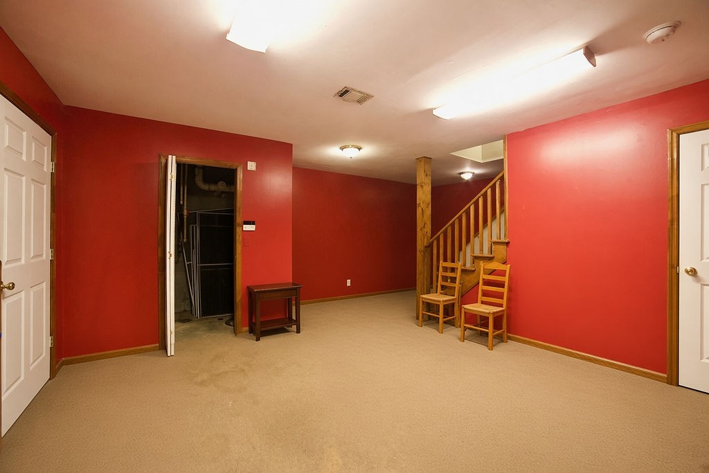 1132 Poplar Hollow Rd Property Photo 13