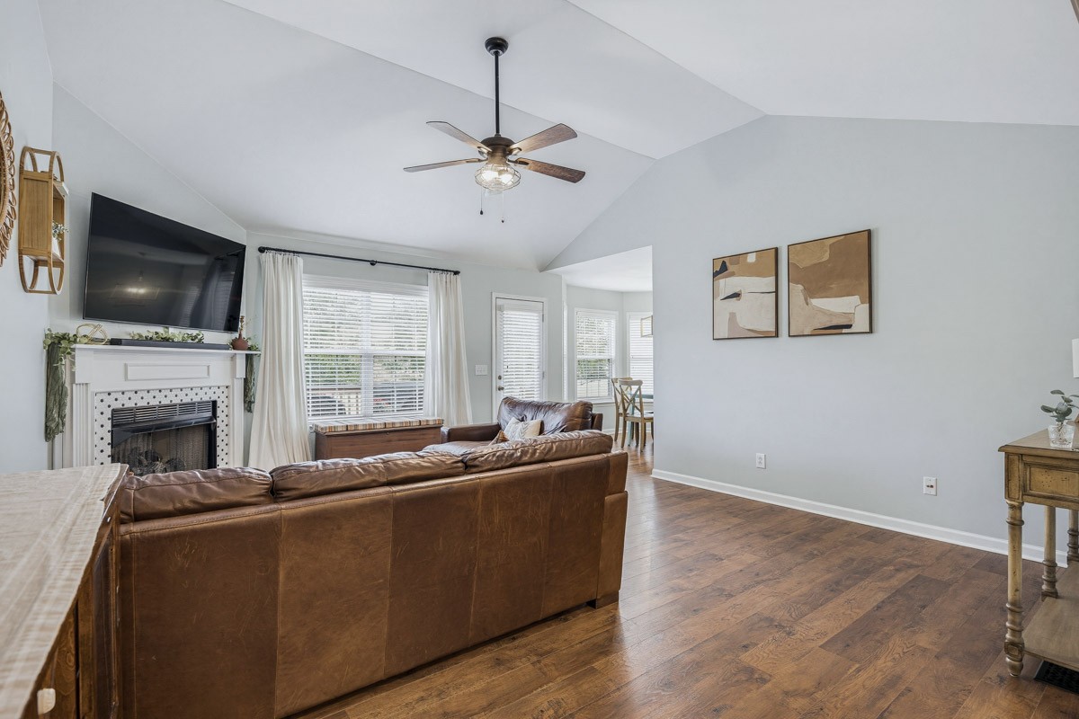 2623 Danbury Cir Property Photo 9